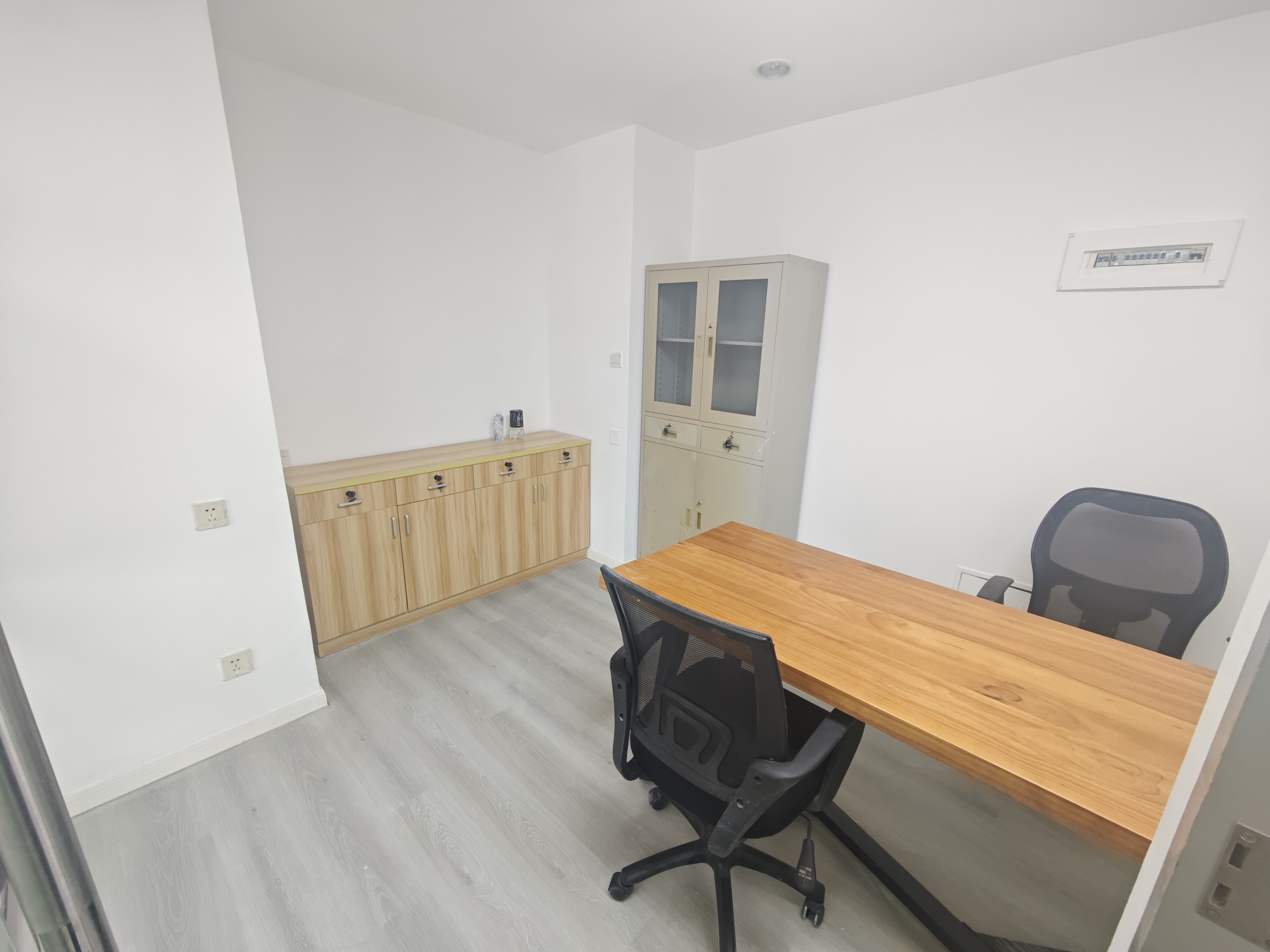 曹杨绿地同创大厦74平米写字楼出租