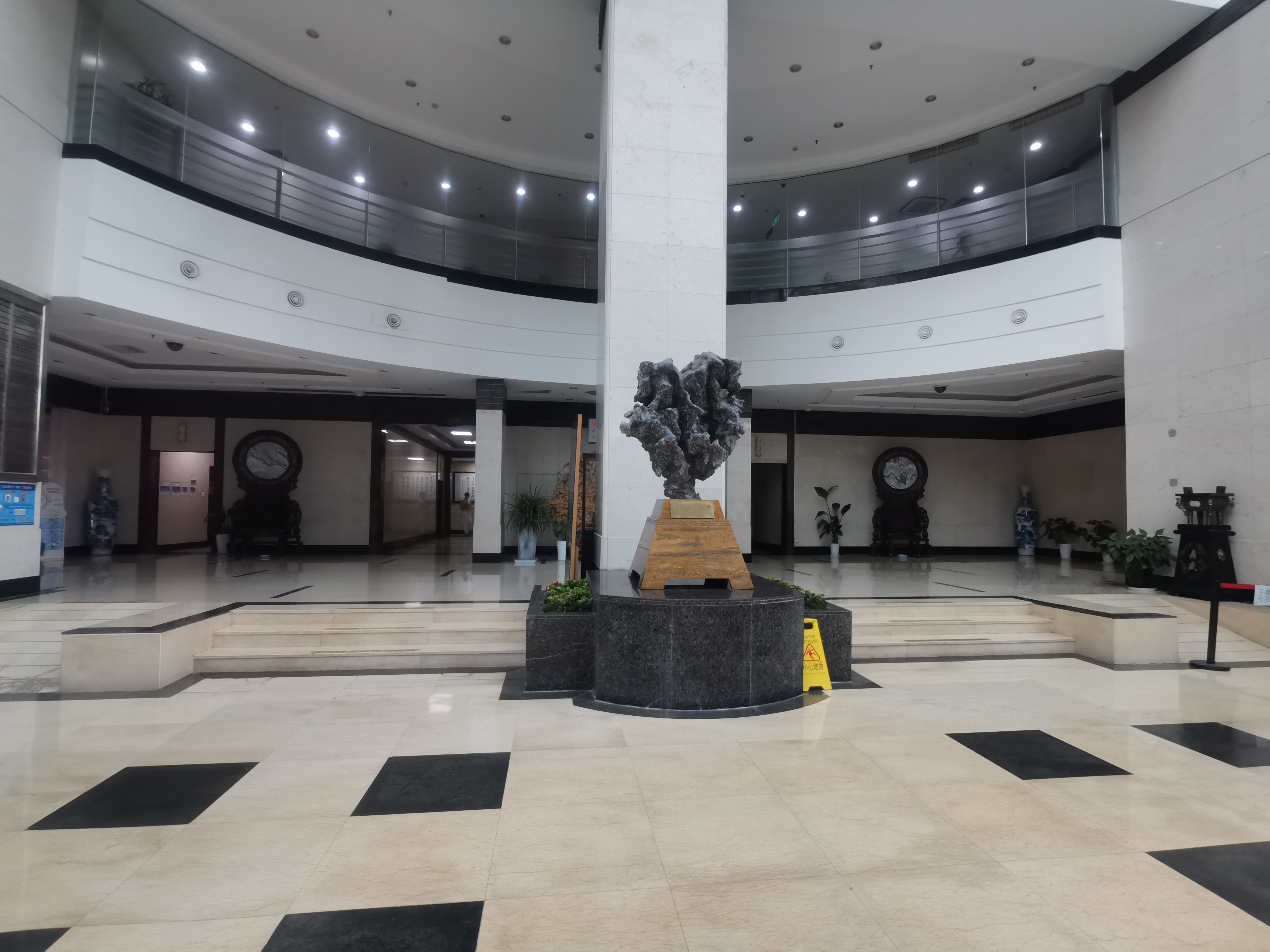 万体馆景鸿大厦230平米写字楼出租