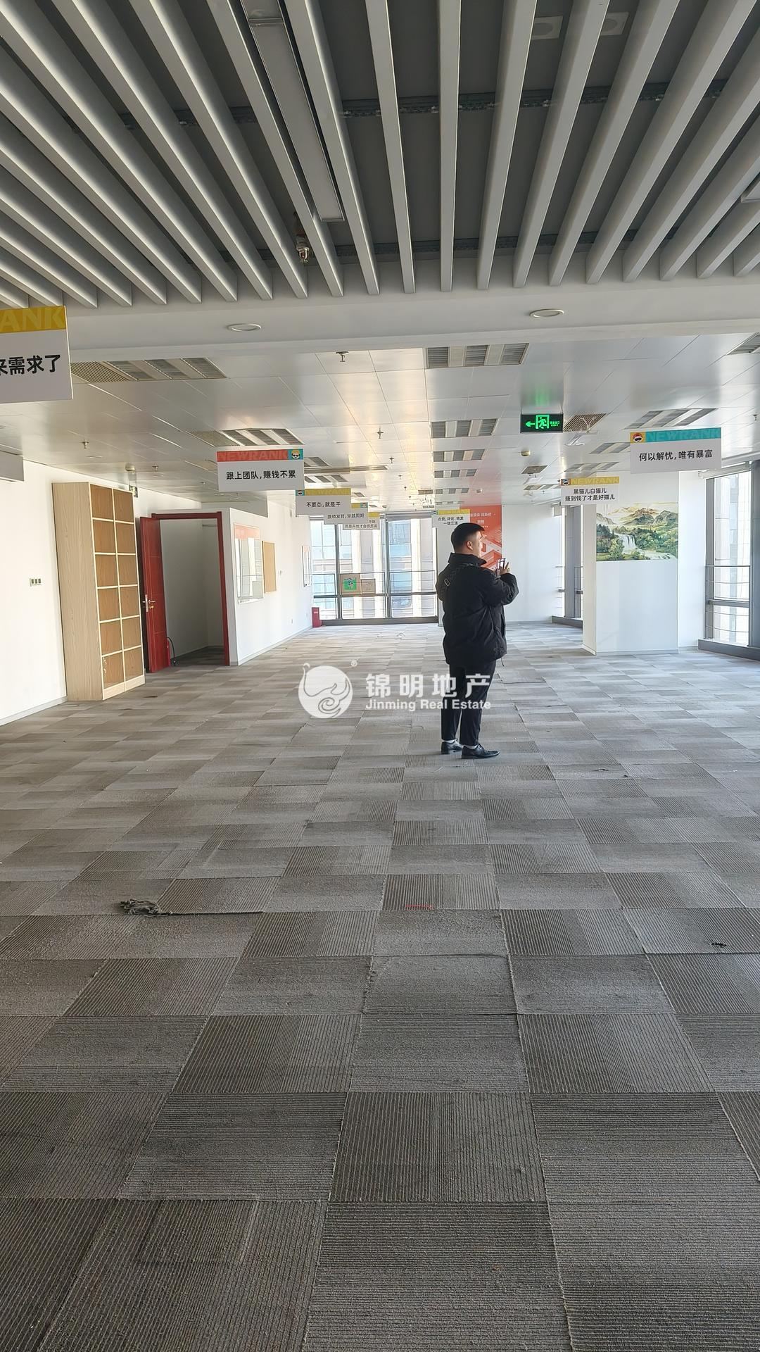 龙华绿地汇中心2000平米写字楼出租