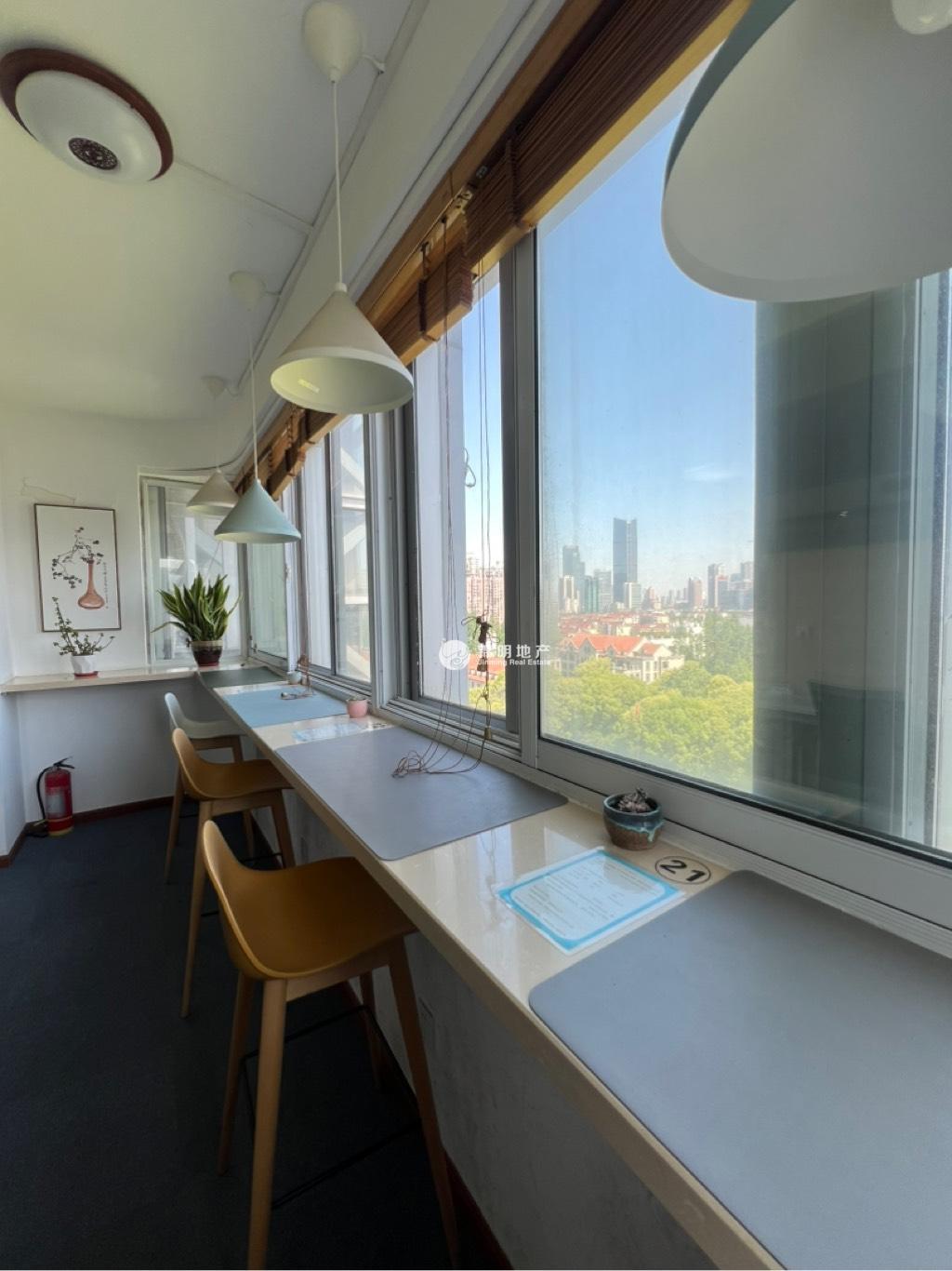 中山公园中西大厦152平米写字楼出租