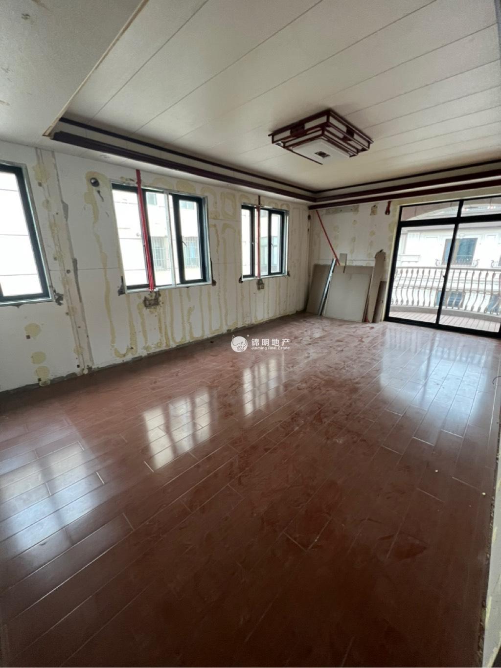 中山公园定西路1235弄小区638平米写字楼出租