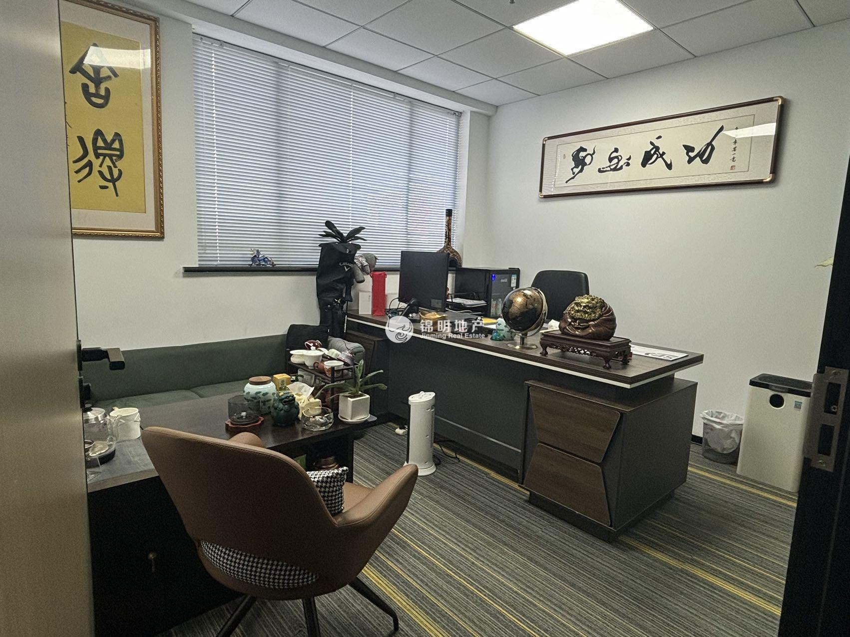 潍坊东方纯一大厦228平米写字楼出租