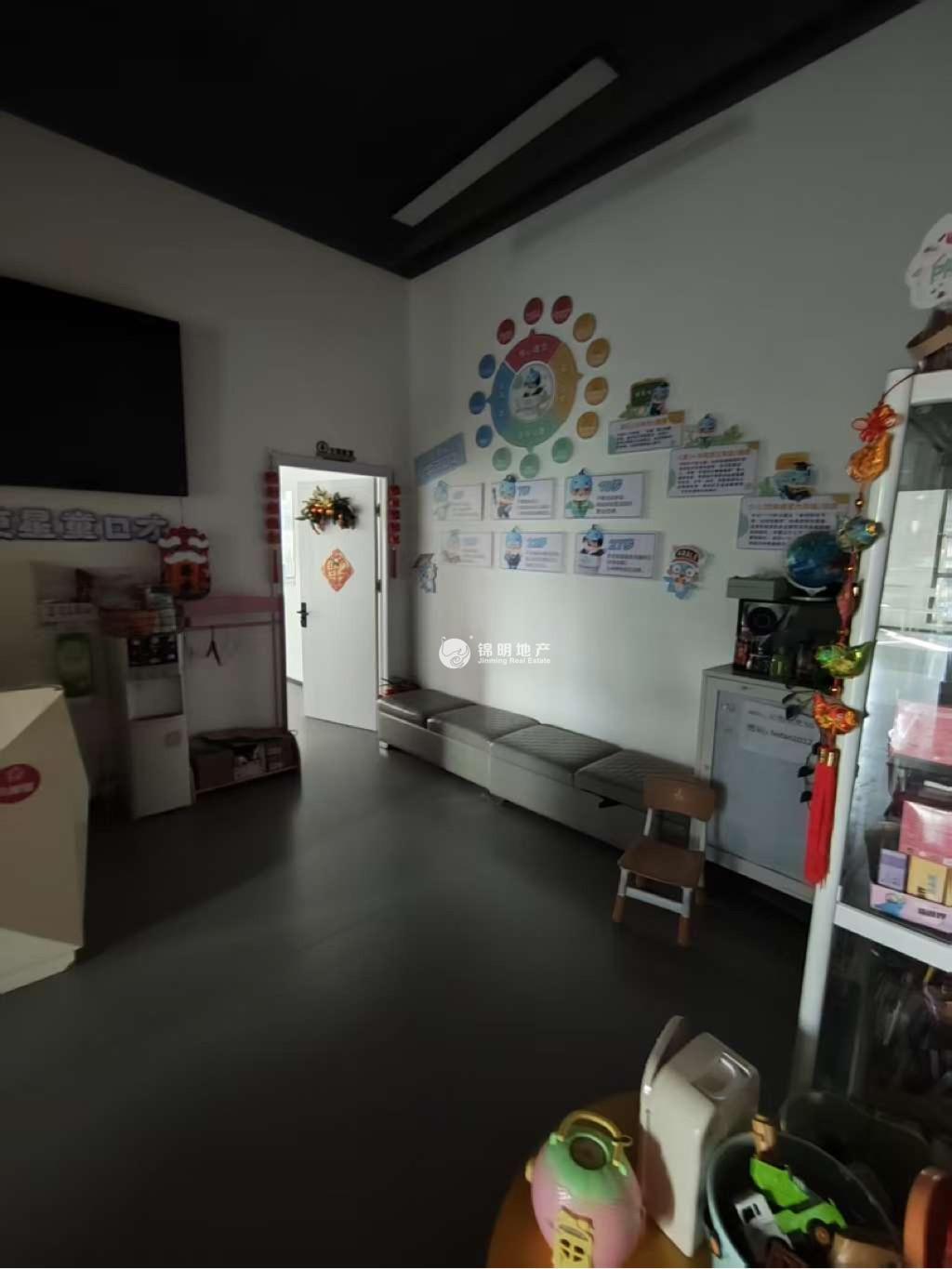 新江湾城绿地双创中心152平米写字楼出租