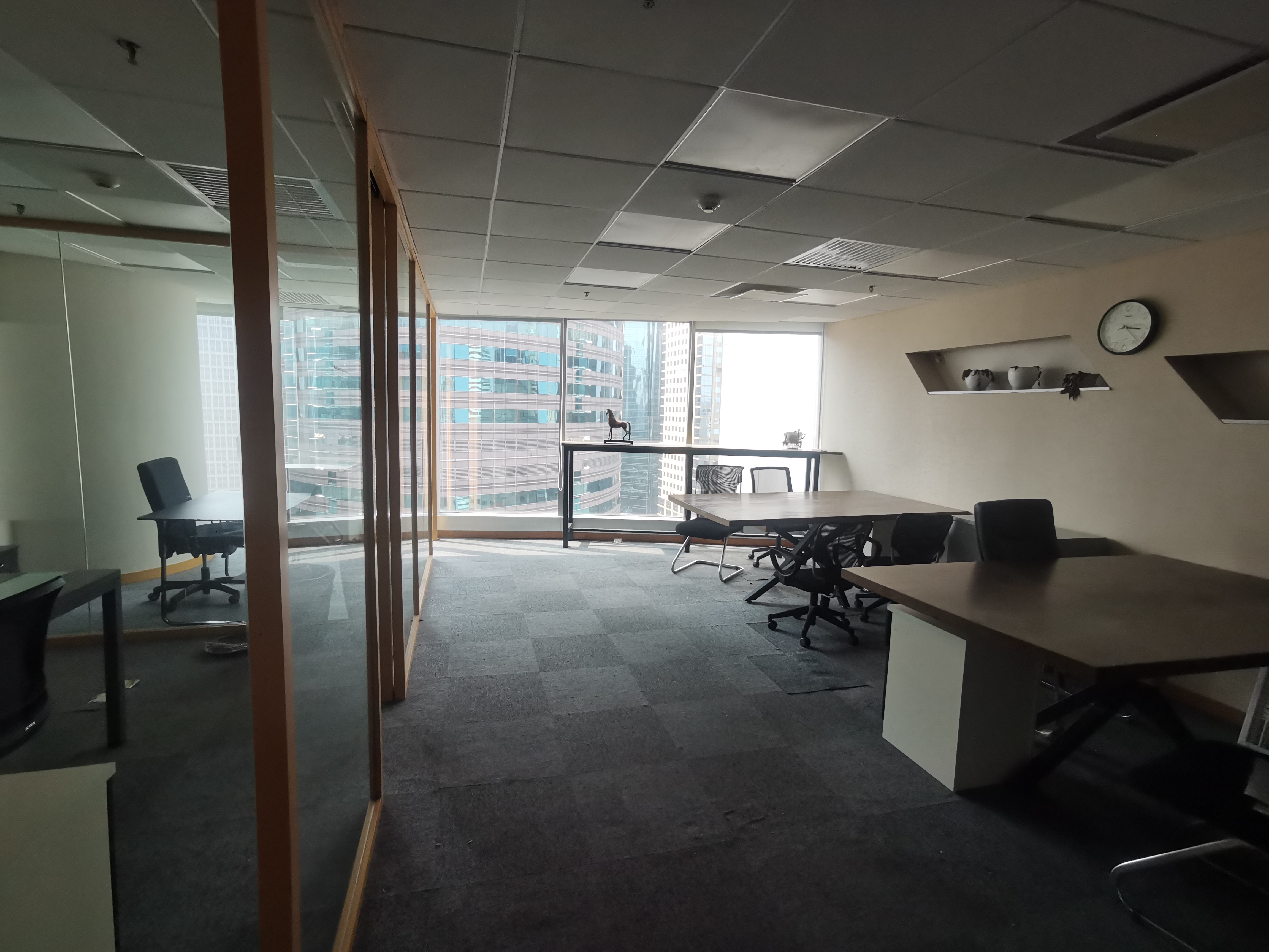 陆家嘴招商局大厦81平米写字楼出租