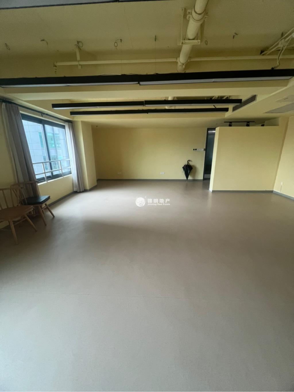 中山公园舜元企业发展大厦91平米写字楼出租