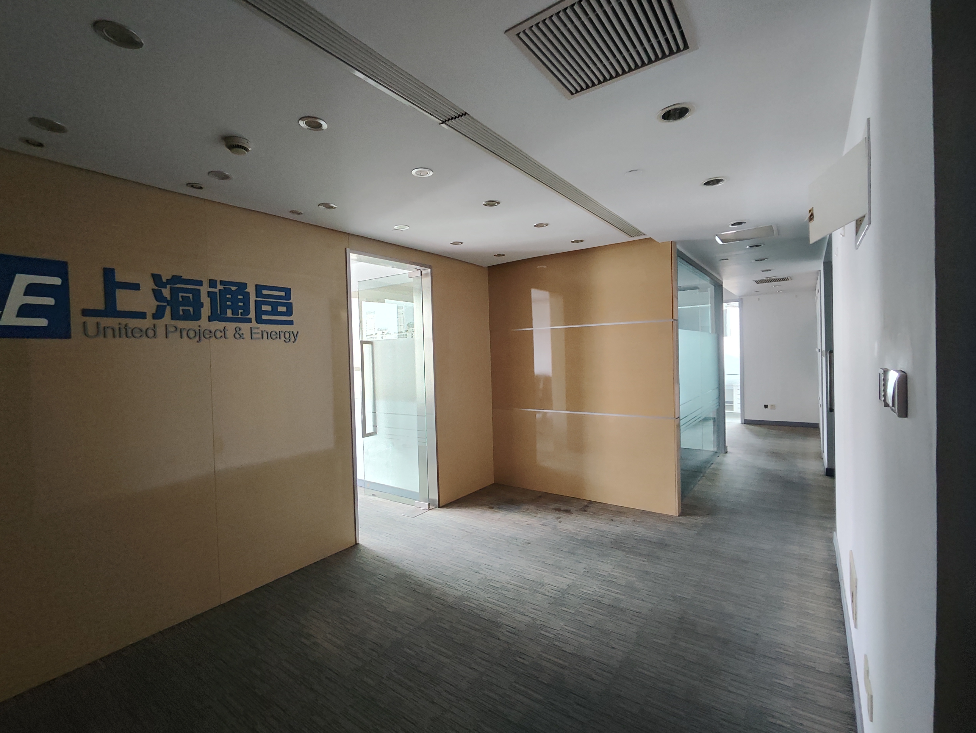万体馆汇智大厦(漕溪北路)168平米写字楼出租