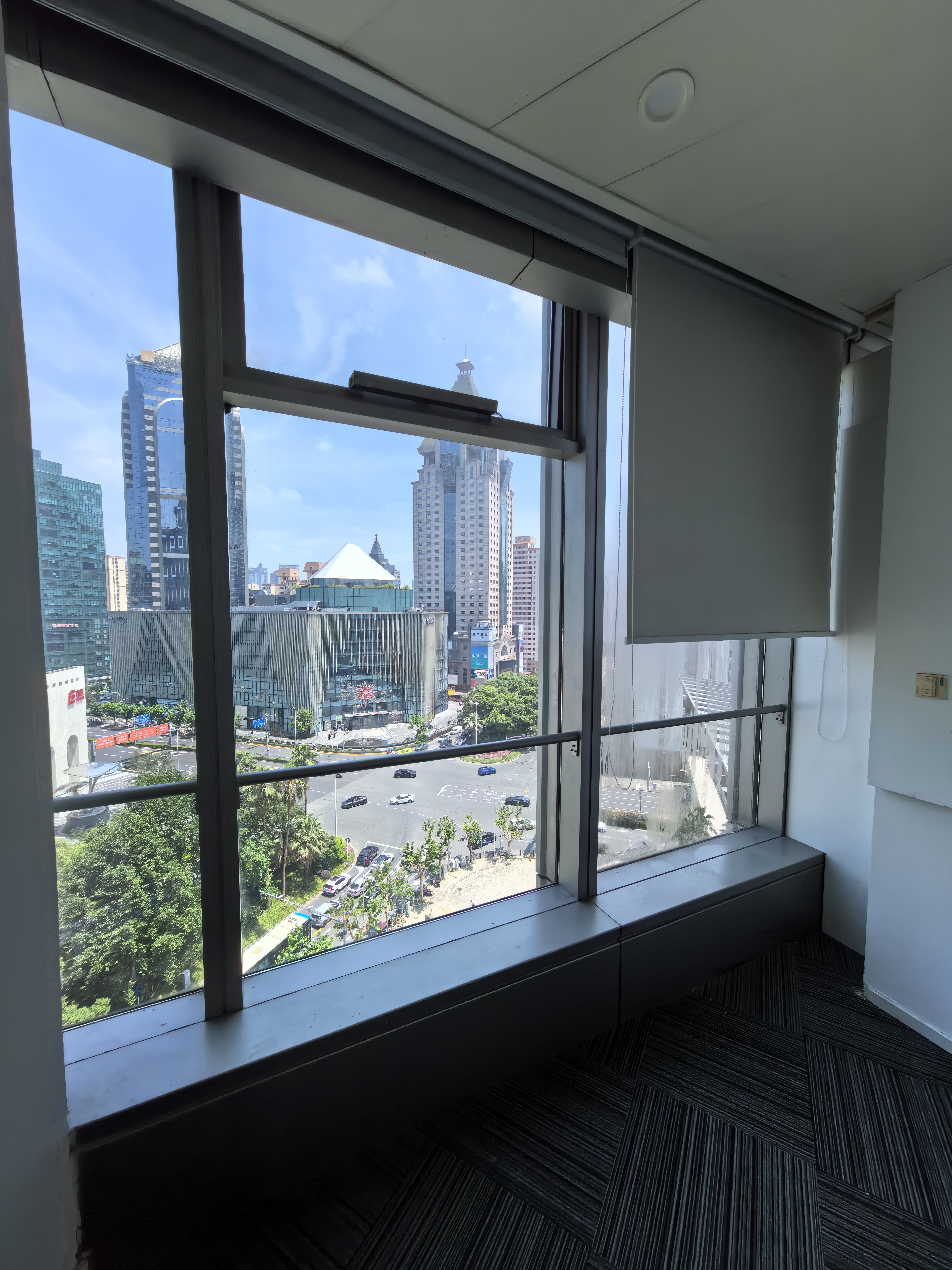 陆家嘴鄂尔多斯国际大厦230平米写字楼出租