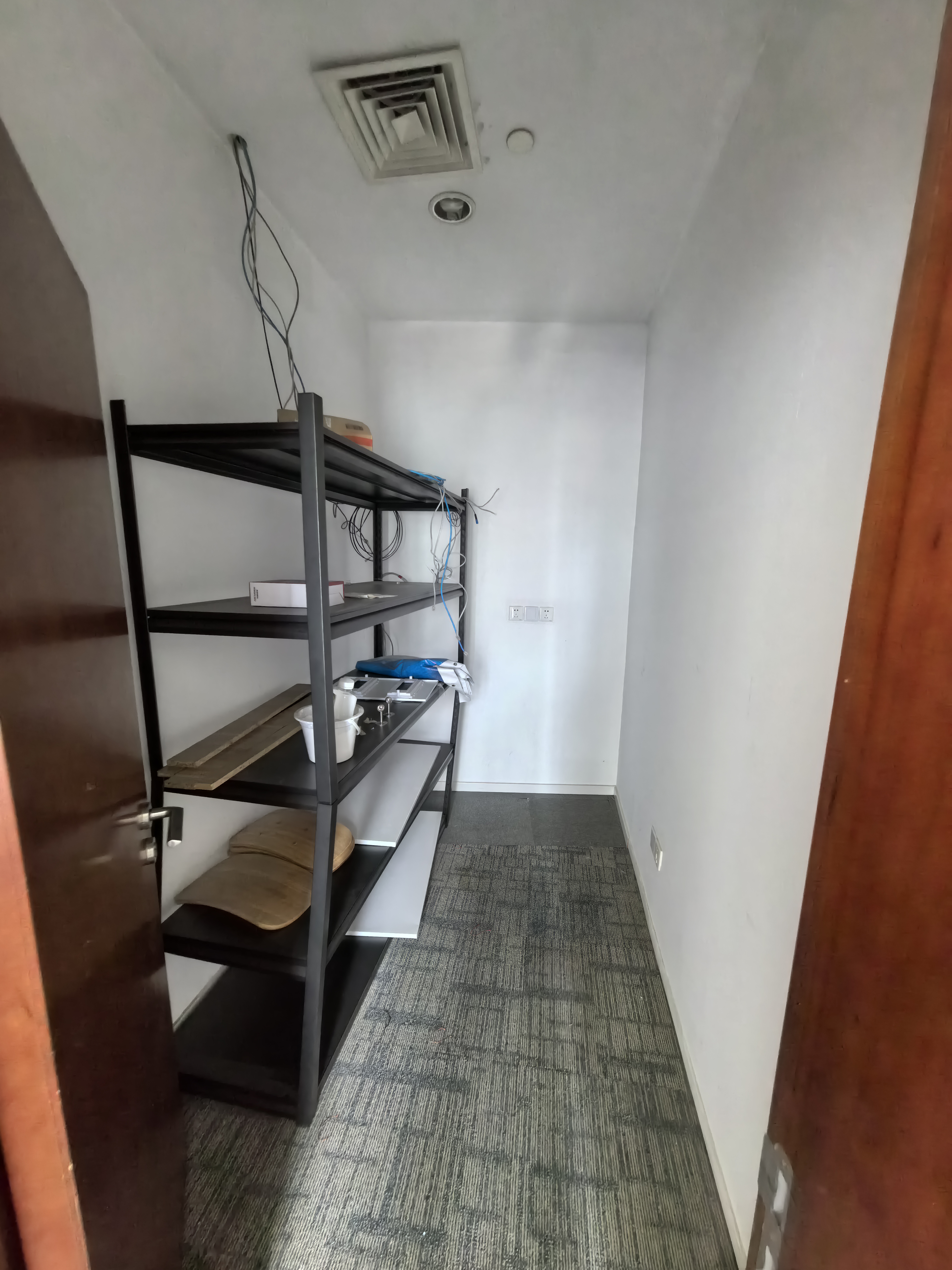 陆家嘴鄂尔多斯国际大厦230平米写字楼出租