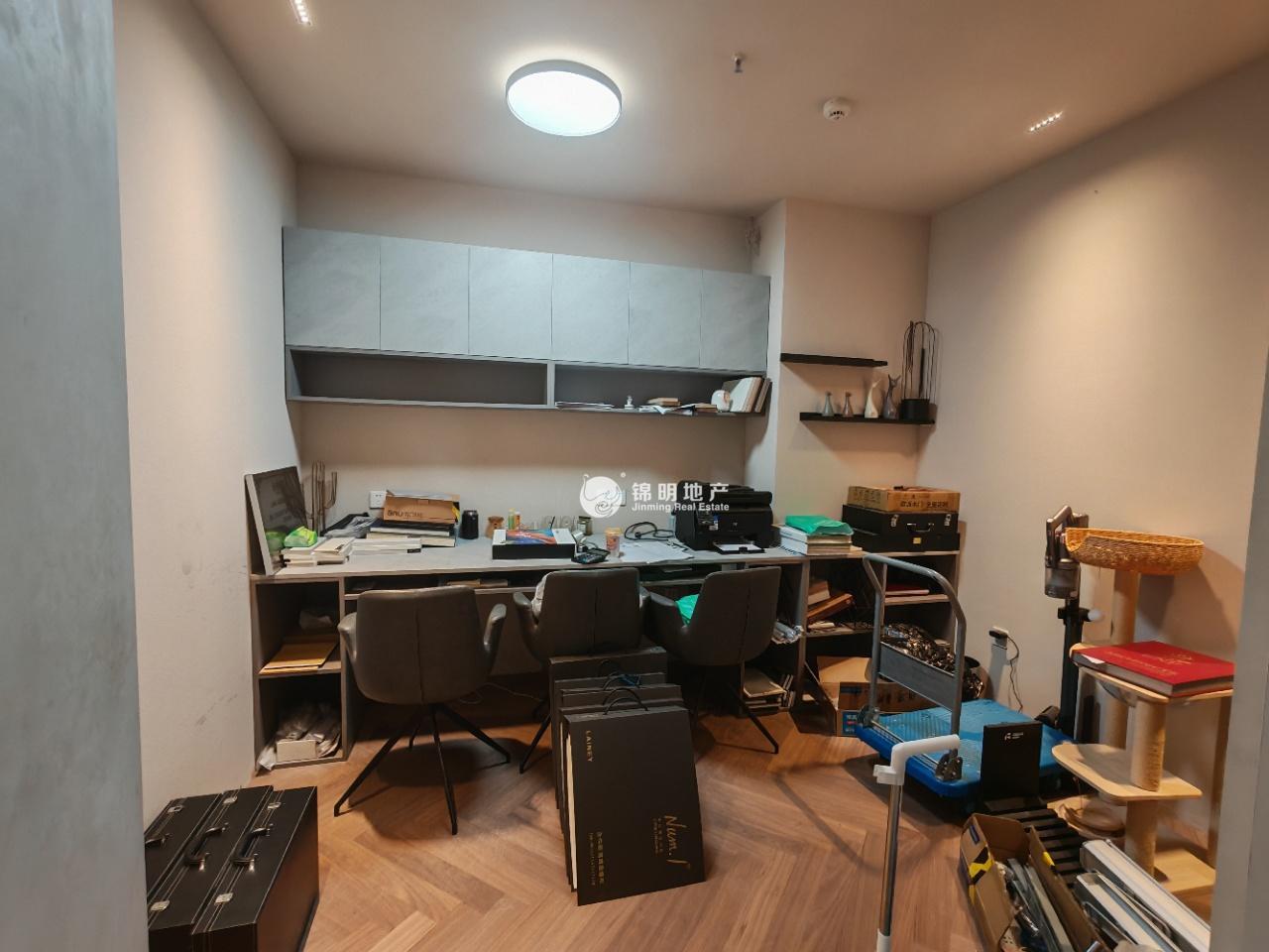 万体馆汇鑫国际大厦185平米写字楼出租