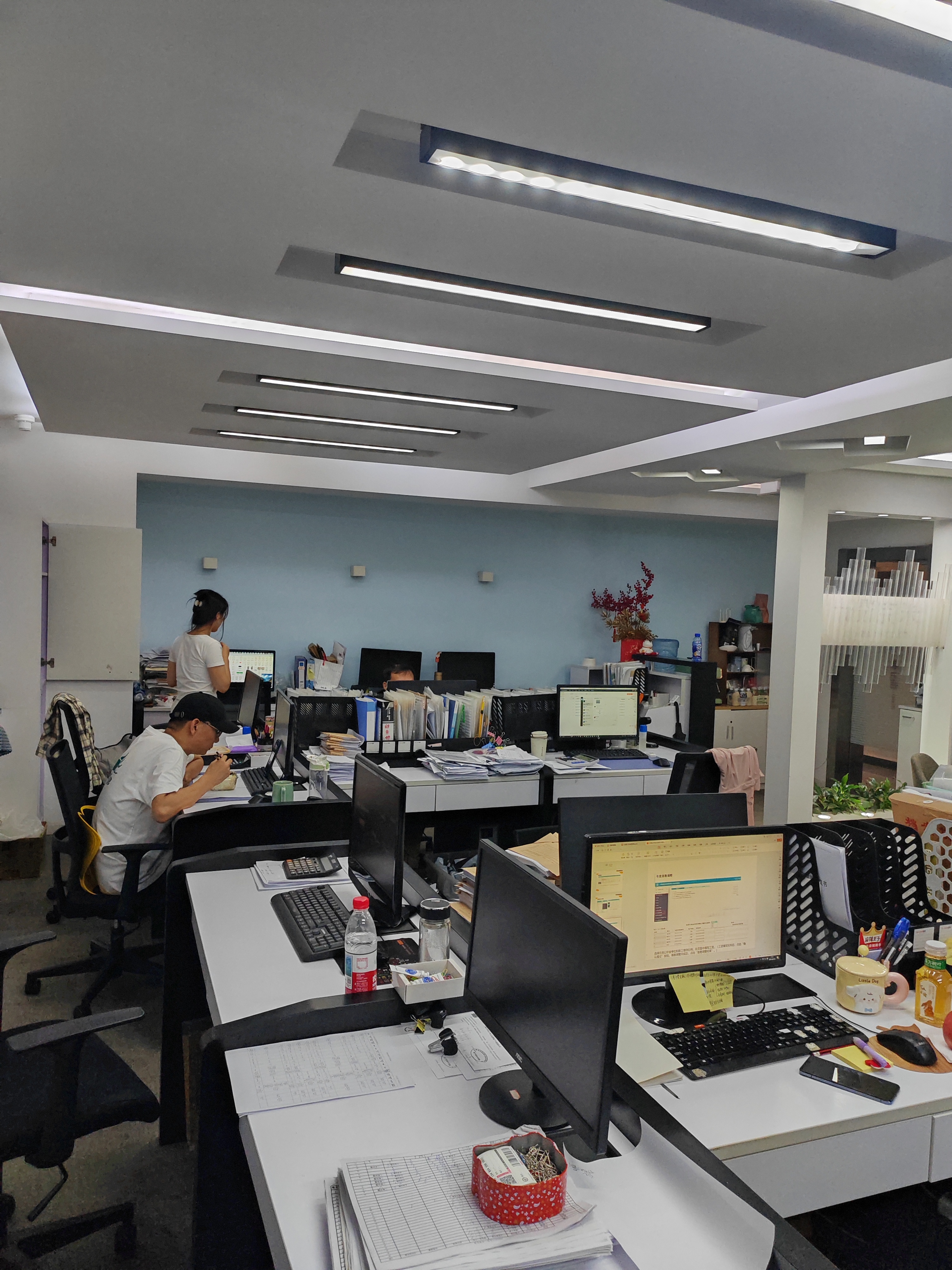 萬(wàn)體館華富大廈106平米寫字樓出租