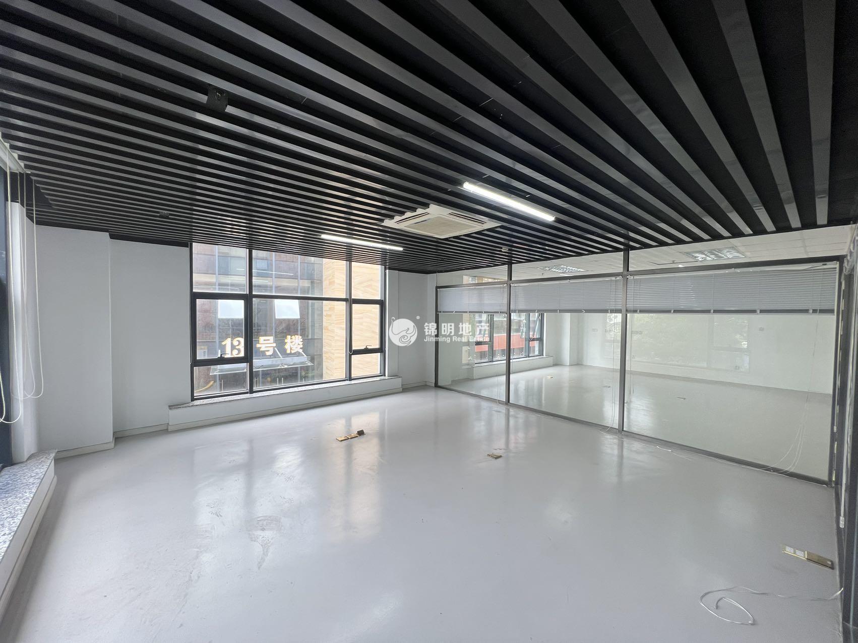 控江路城市概念创意园538平米写字楼出租