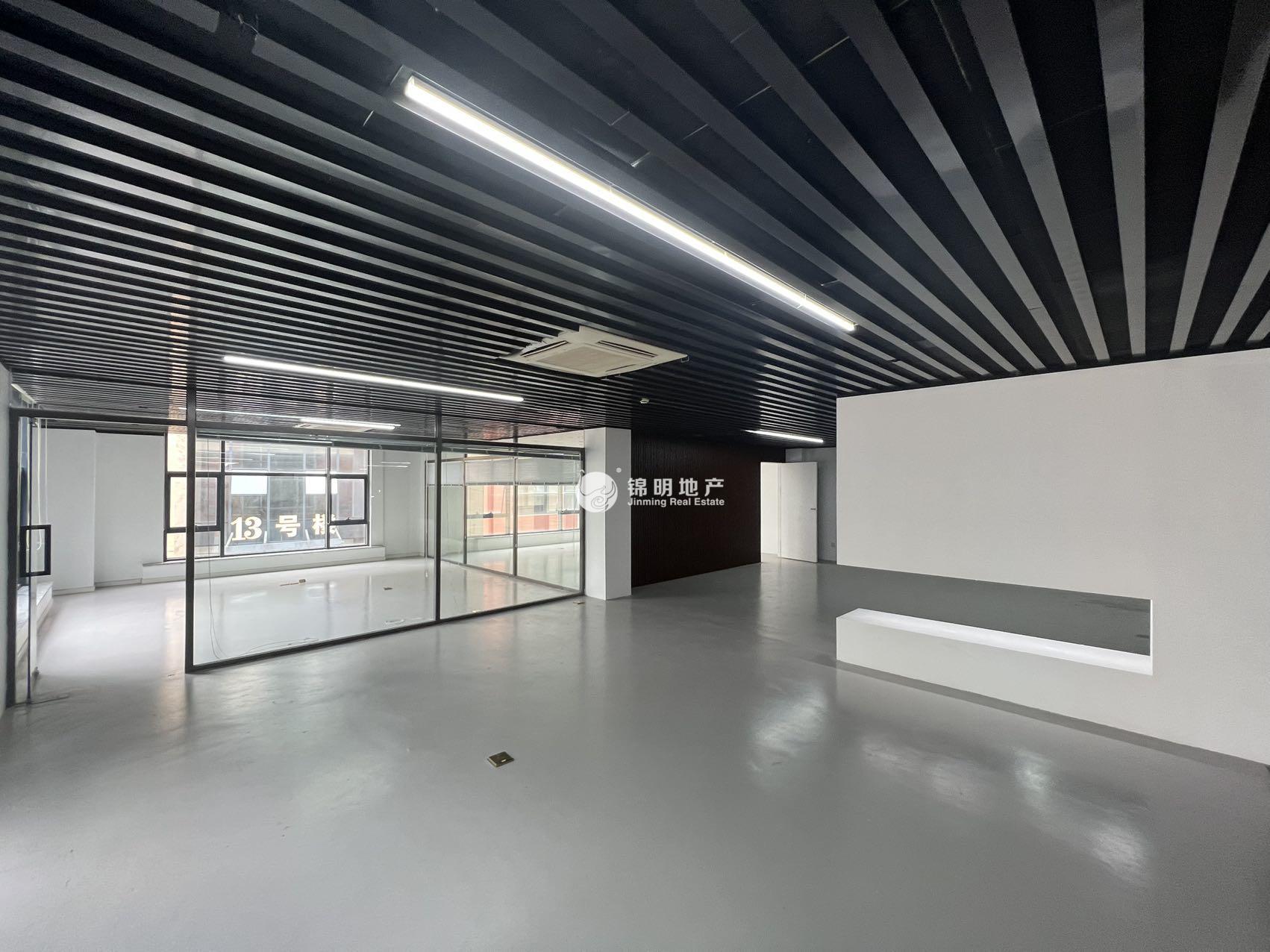 控江路城市概念创意园538平米写字楼出租