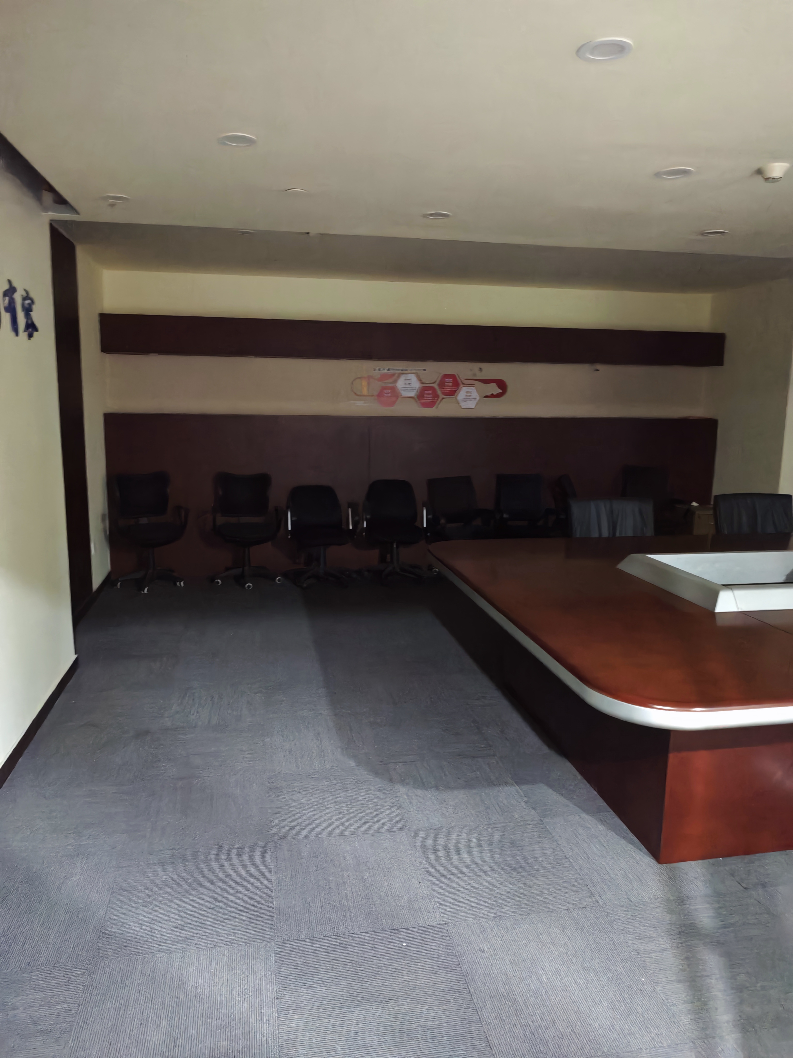 五角场蓝天大厦738平米写字楼出租