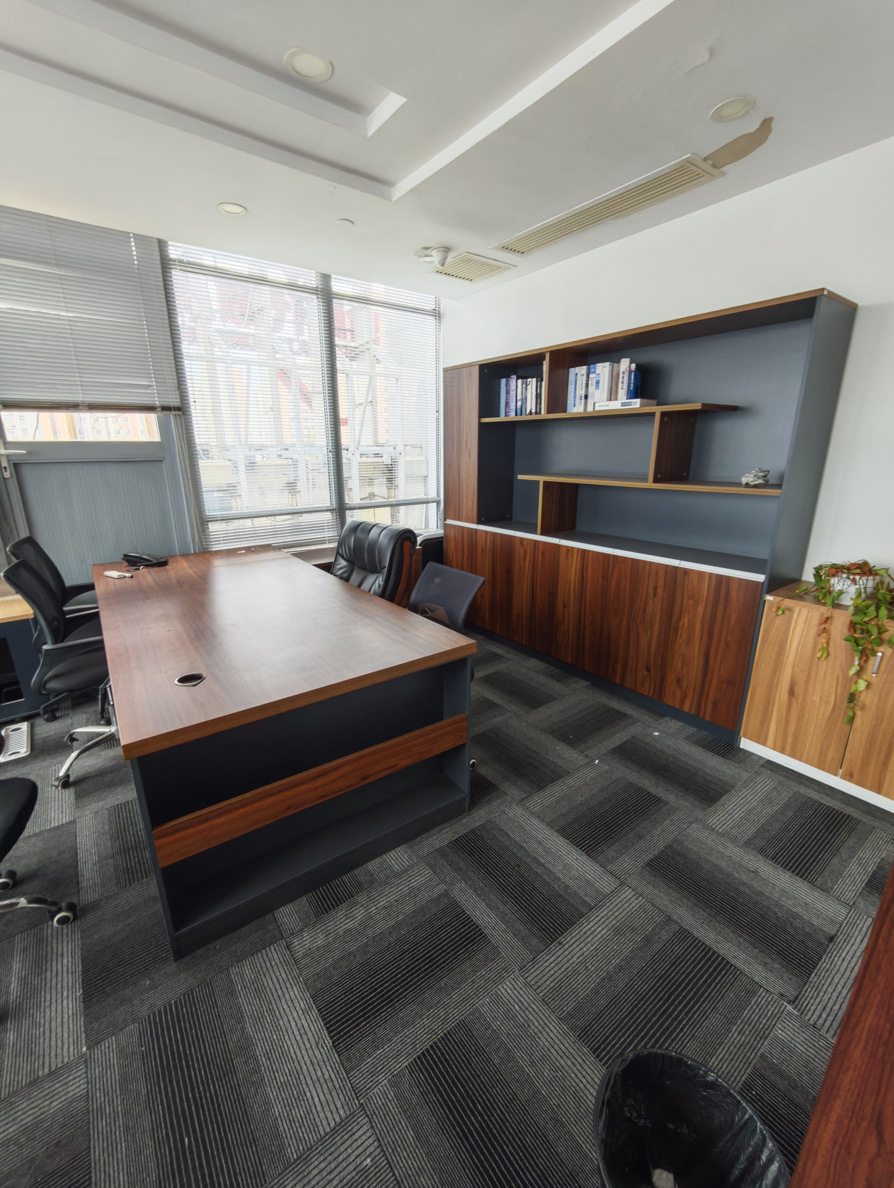 五角场蓝天大厦738平米写字楼出租