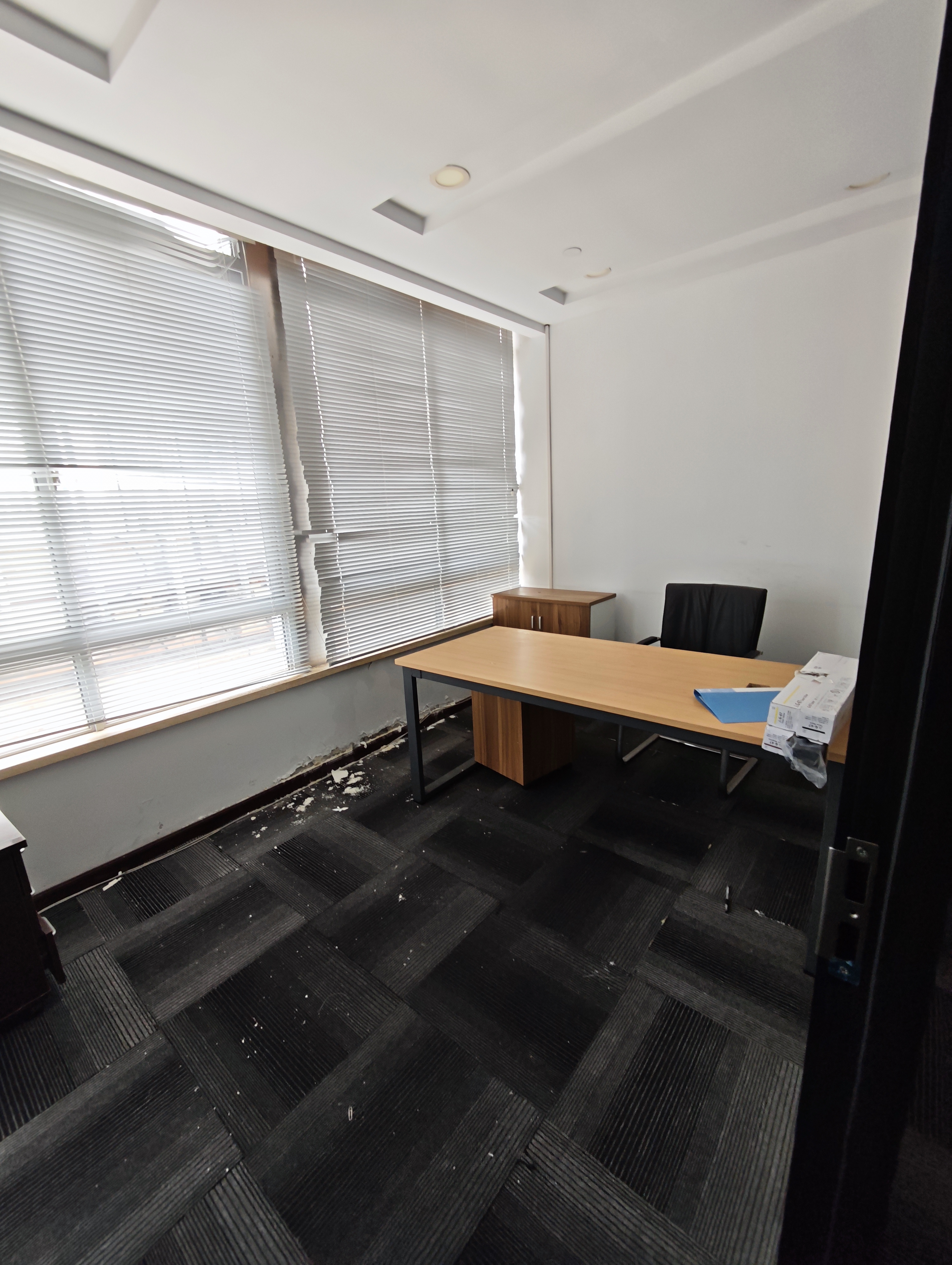 五角场蓝天大厦738平米写字楼出租