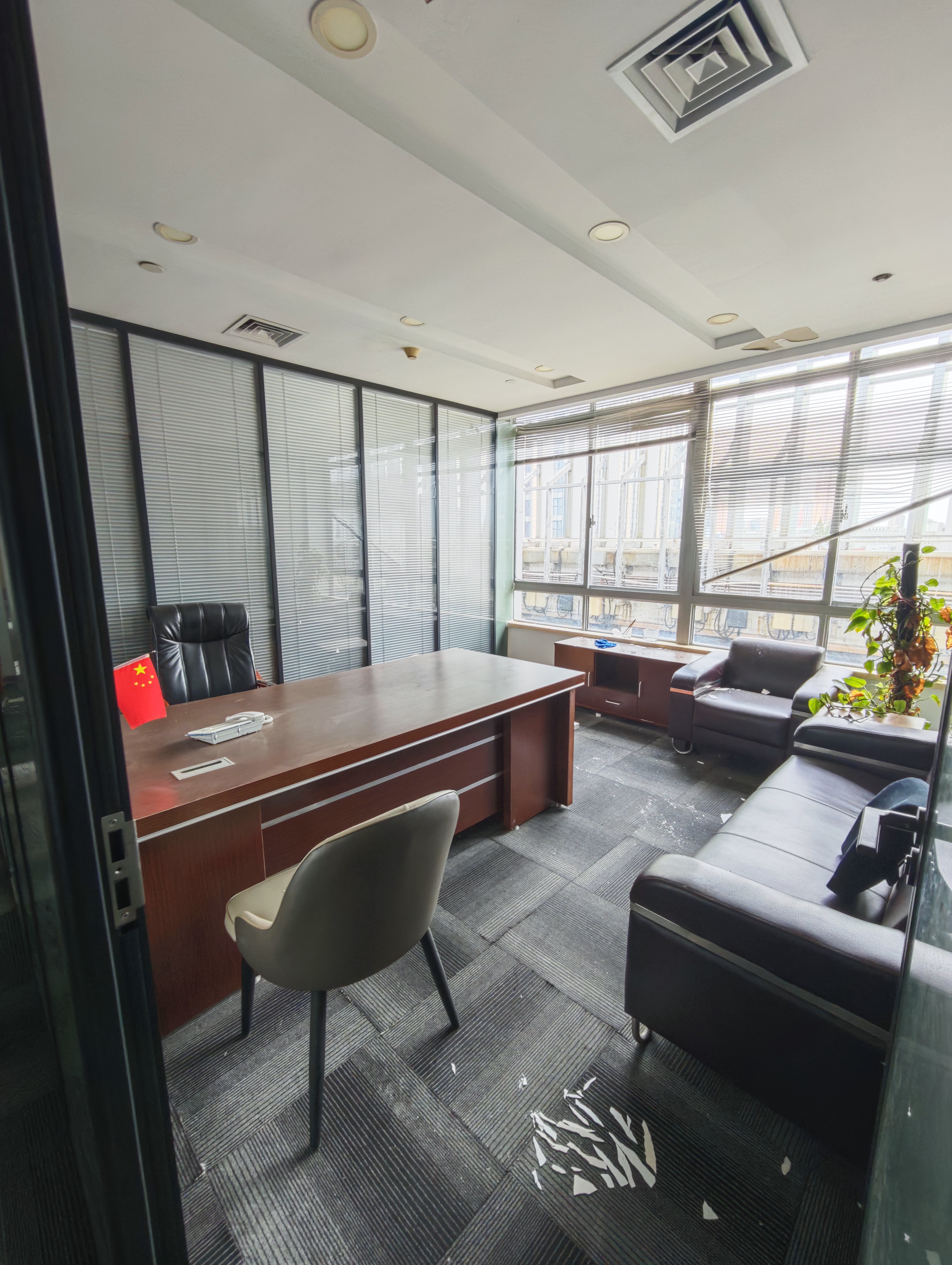 五角场蓝天大厦738平米写字楼出租