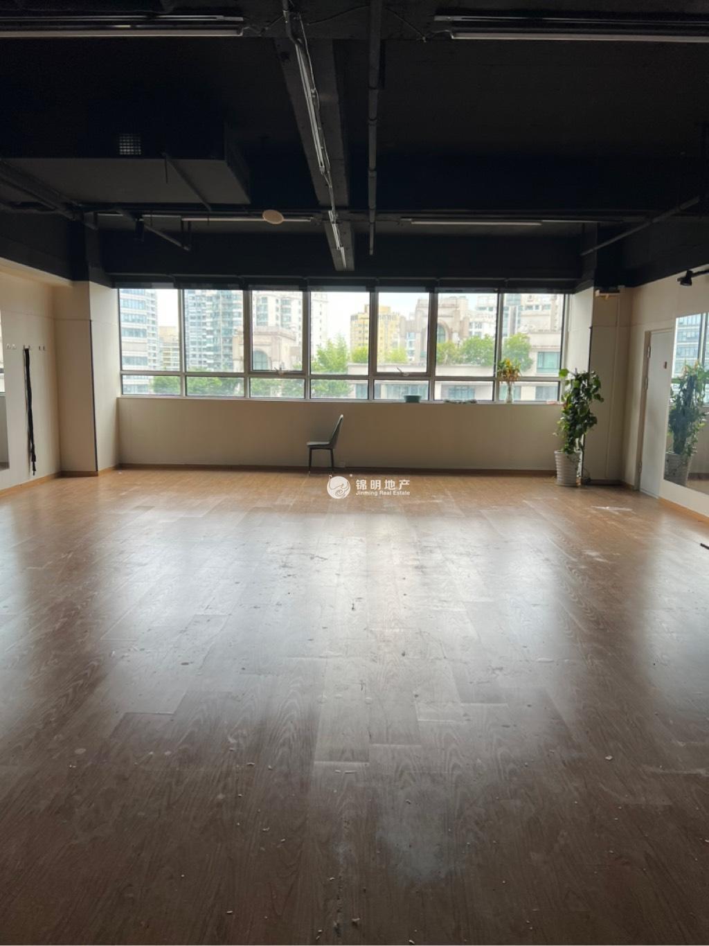 曹家渡海森国际大厦137平米写字楼出租