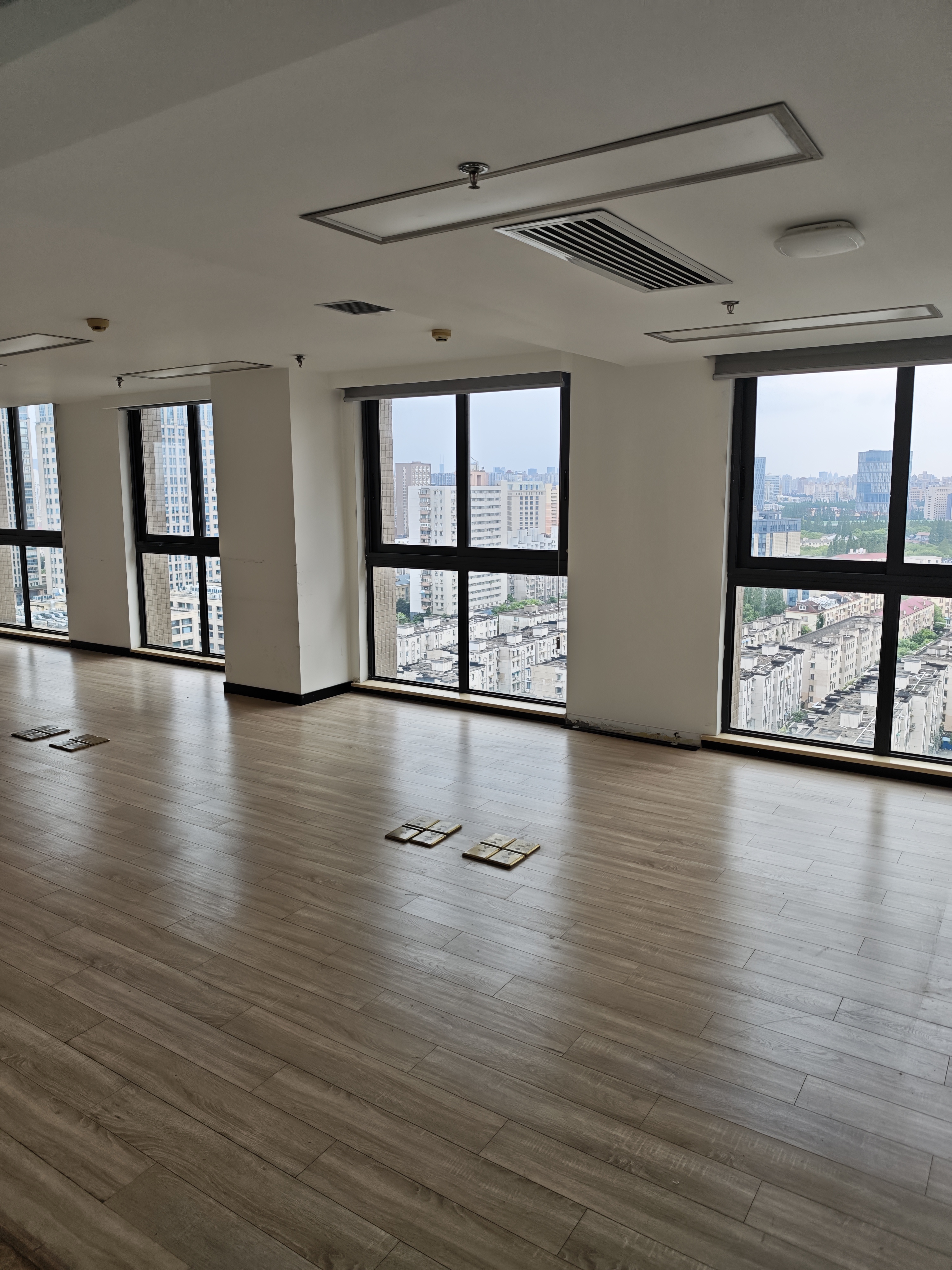 五角场怡富商务广场806平米写字楼出租