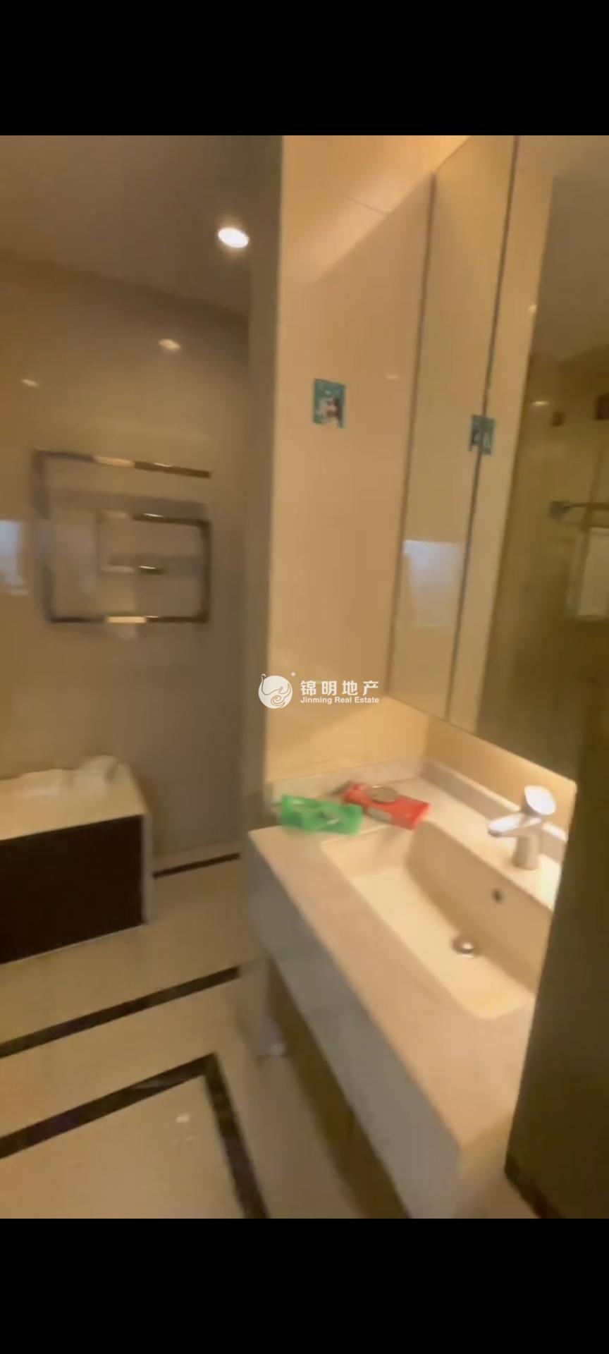 鞍山海上国际69平米写字楼出租