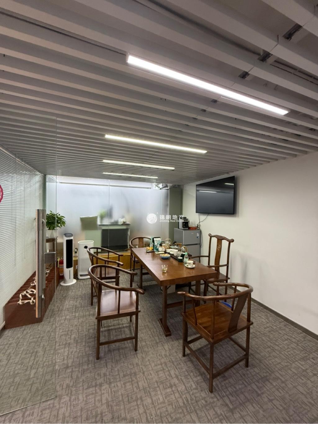 周家嘴路海上海258平米写字楼出租