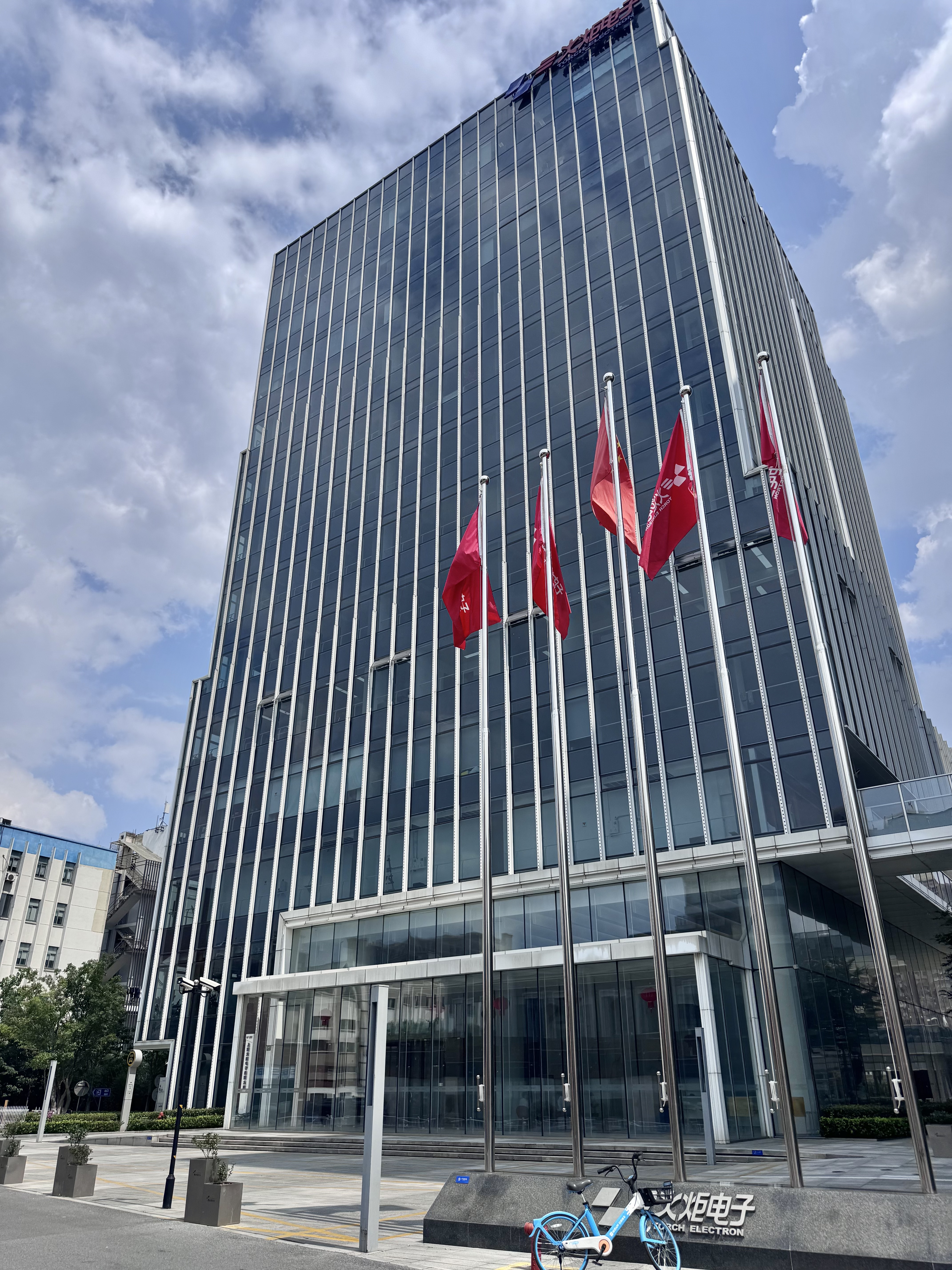 东外滩上海火炬电子大厦95平米写字楼出租