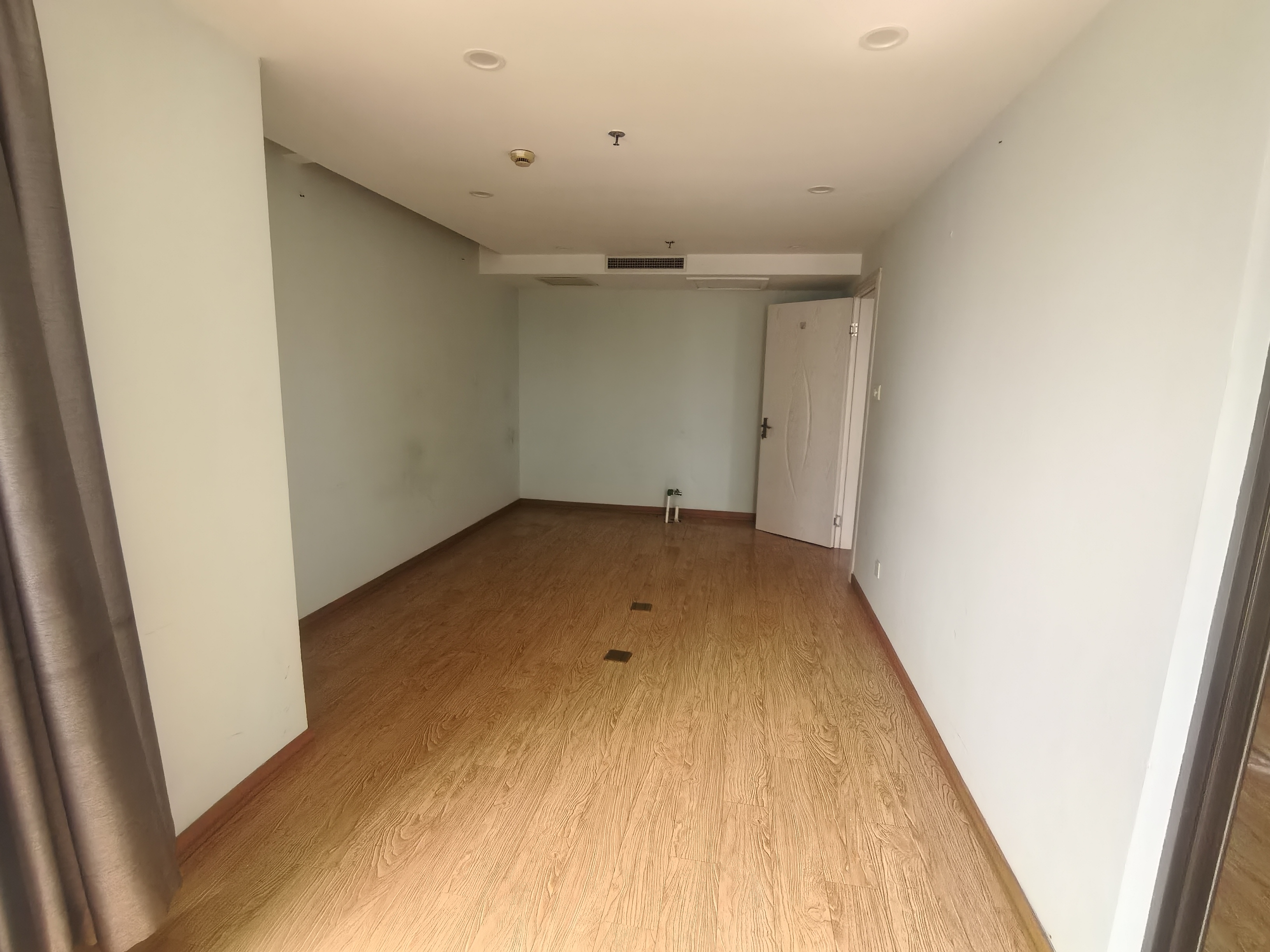 老西门万事利大厦85平米写字楼出租