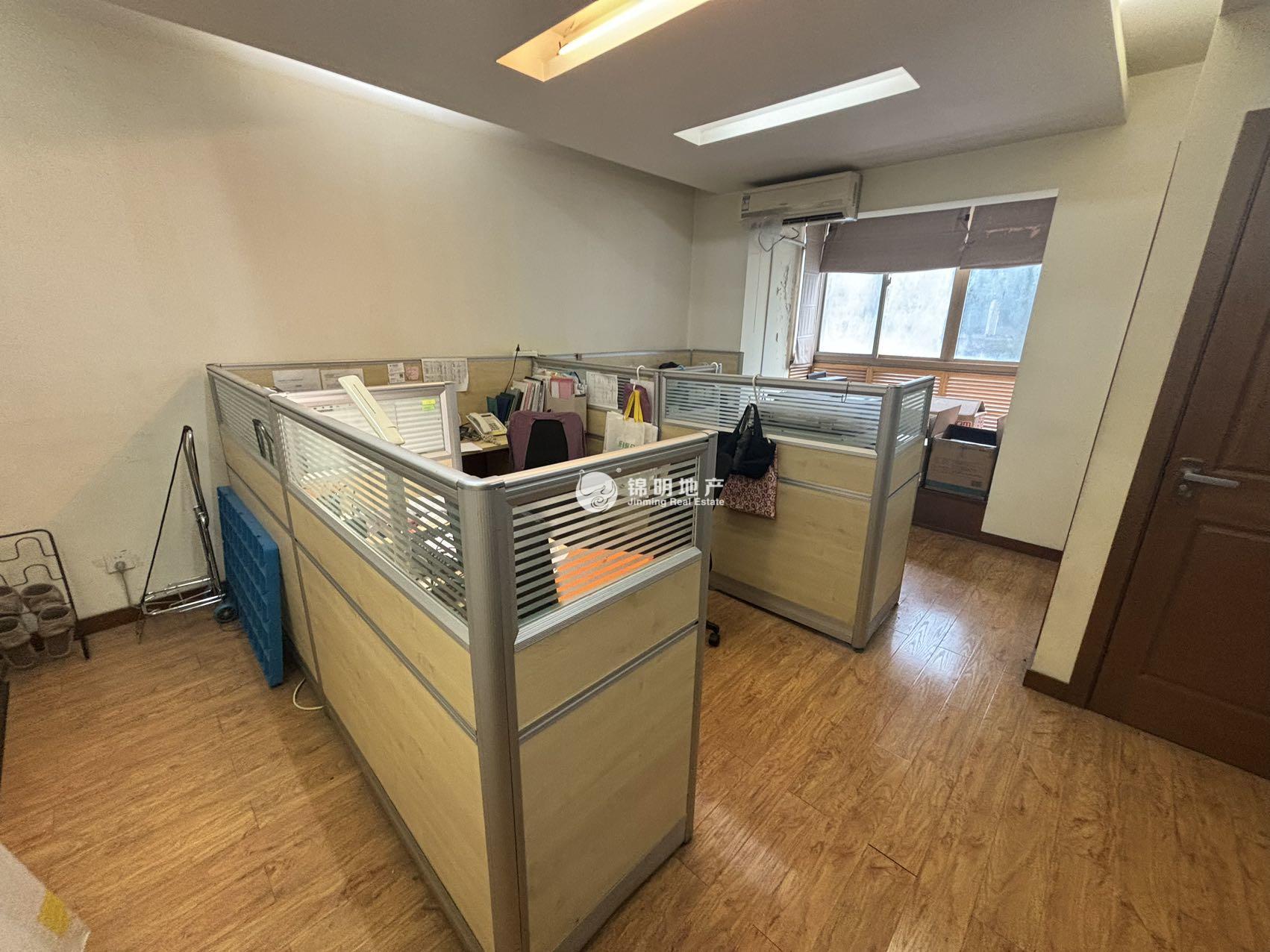 中山公园虹桥国际大厦108平米写字楼出租