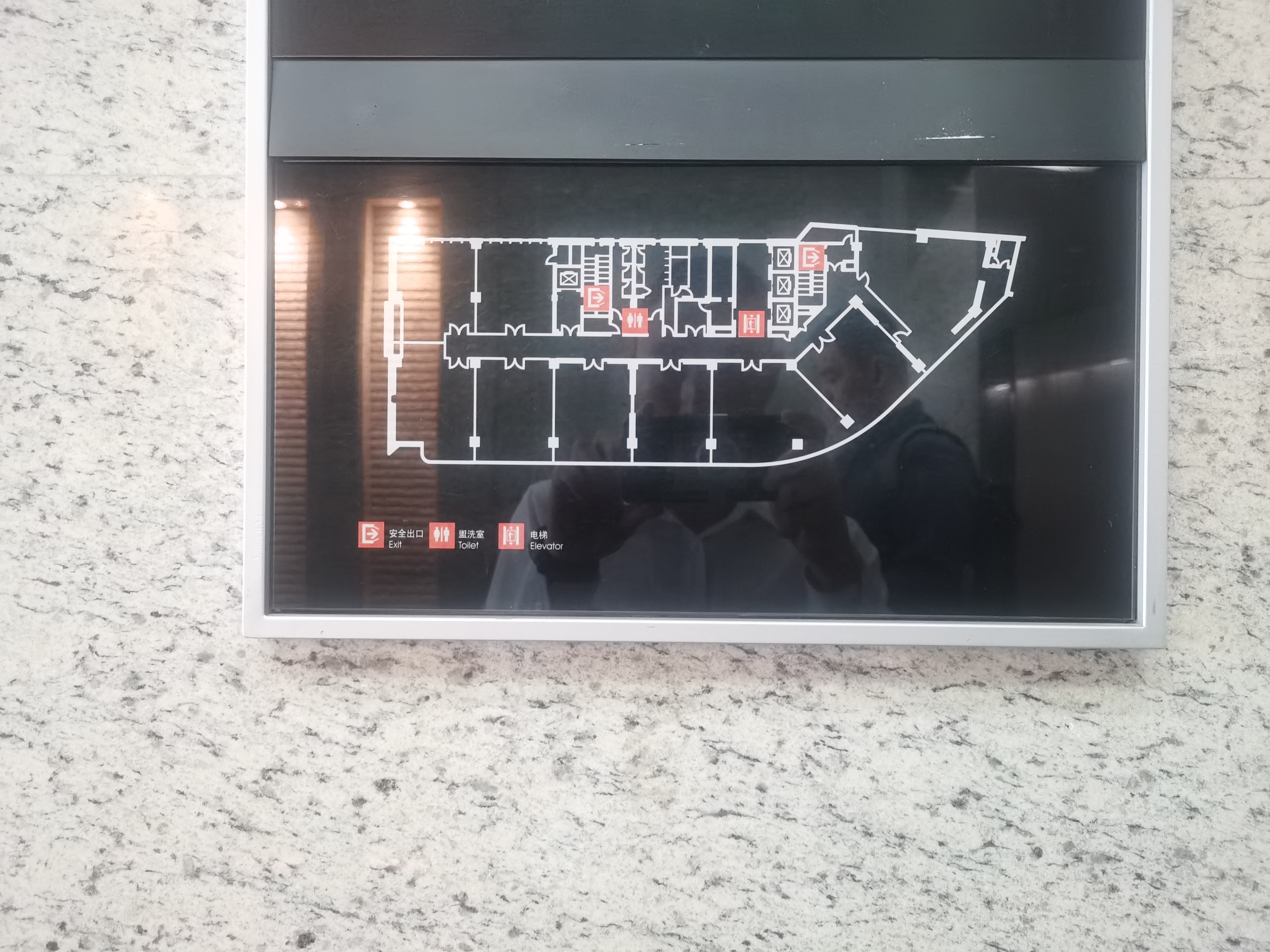 陆家嘴鄂尔多斯国际大厦149平米写字楼出租