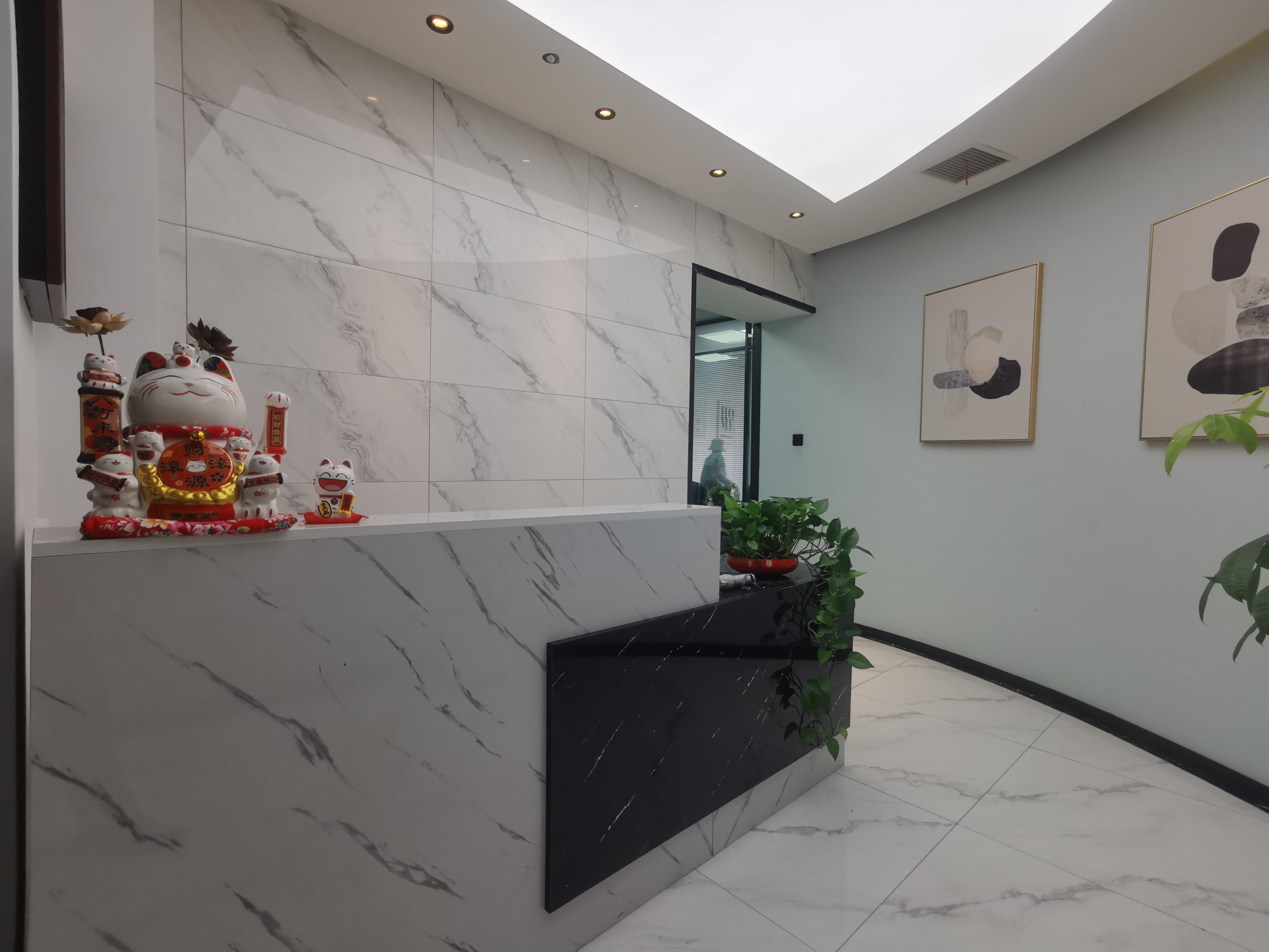 陆家嘴鄂尔多斯国际大厦149平米写字楼出租