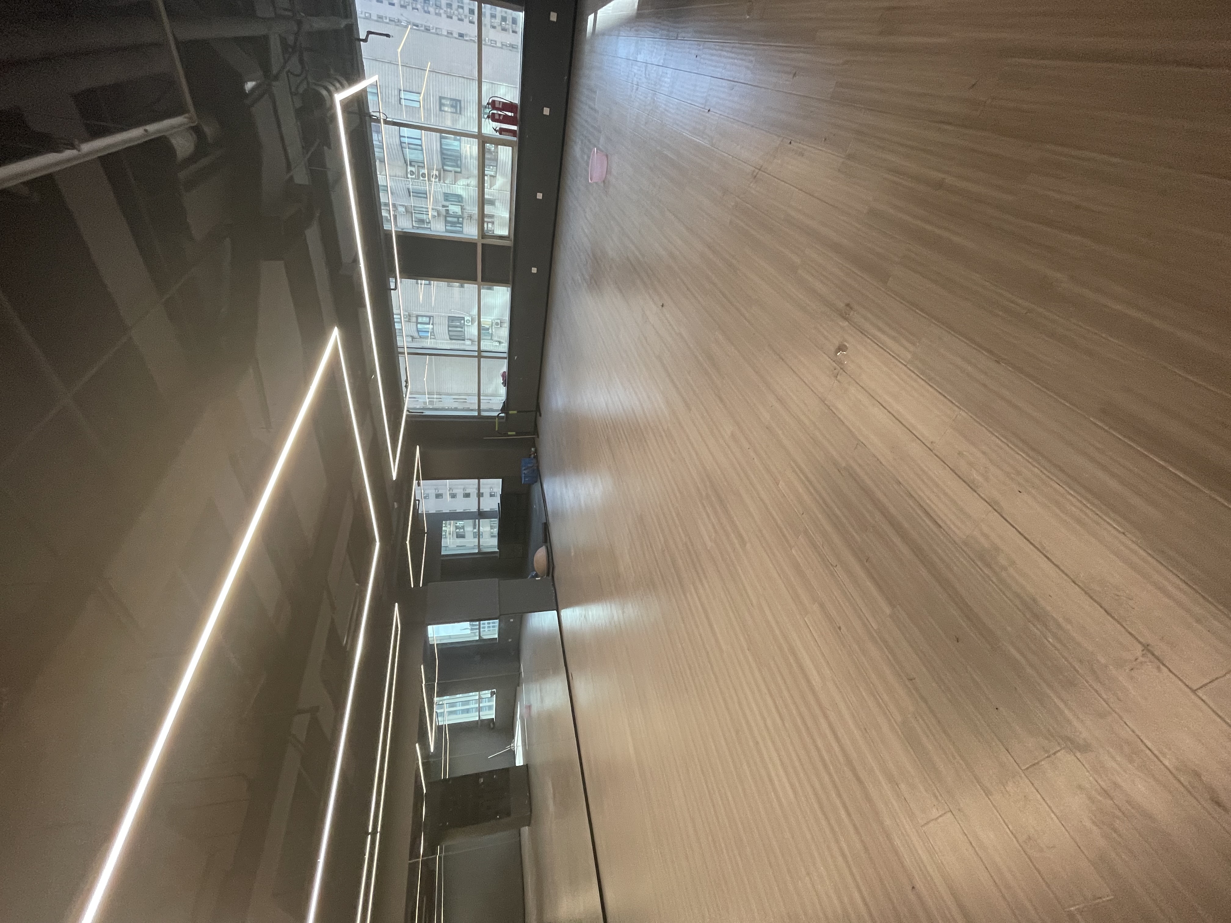 打浦桥金玉兰广场250平米写字楼出租