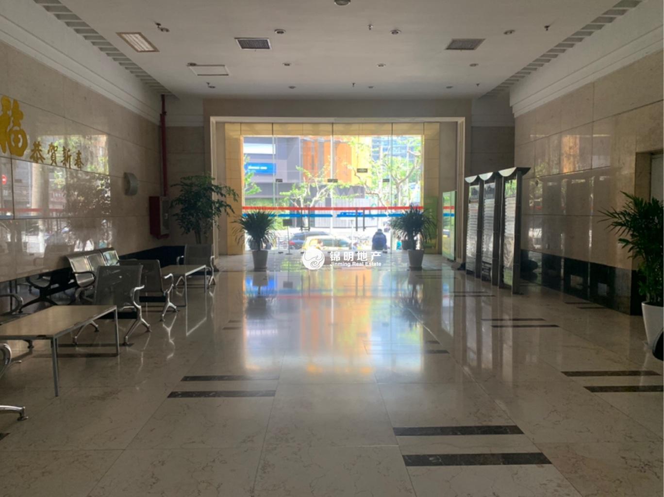 老西门安基大厦131平米写字楼出租