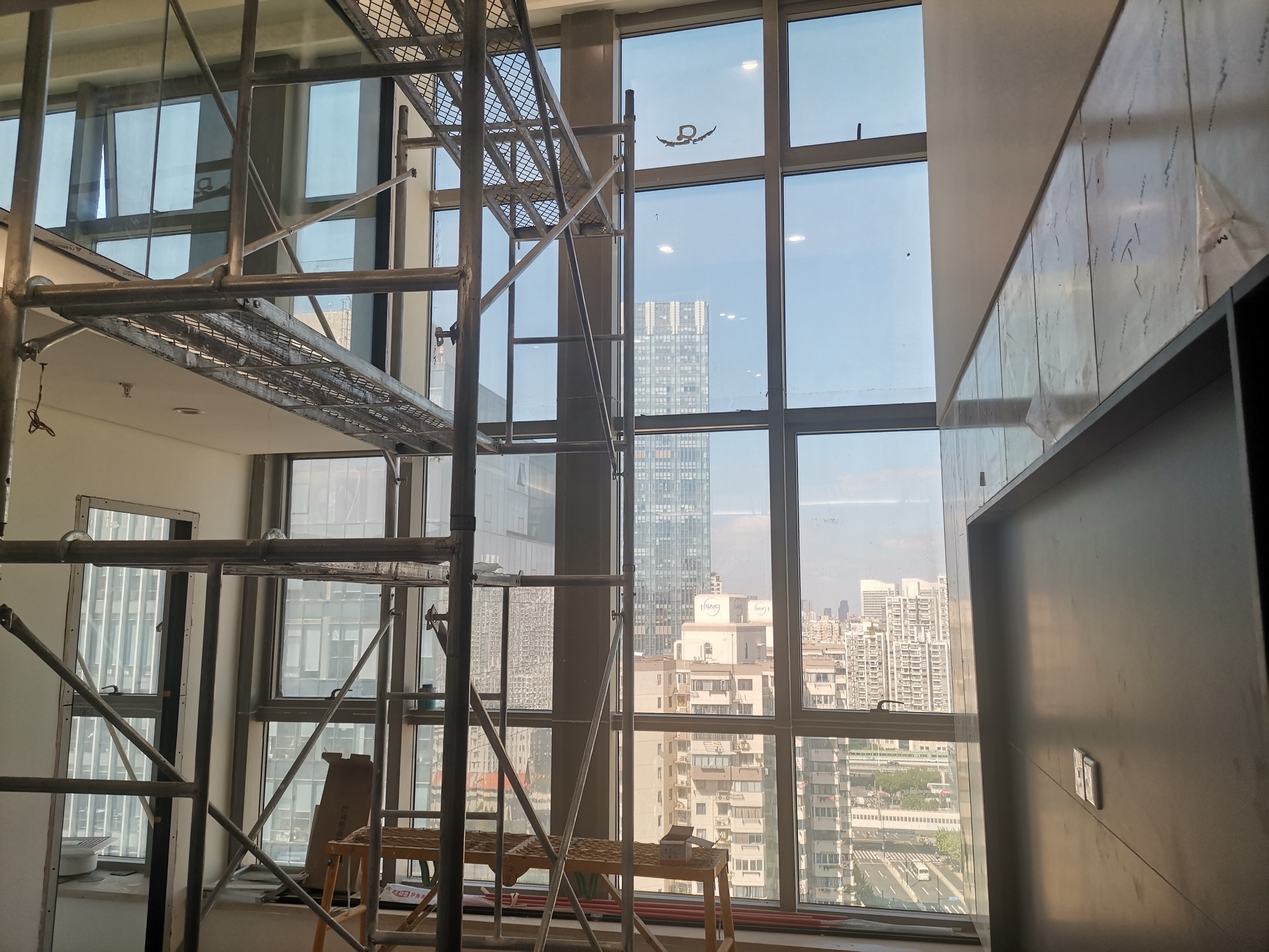 曹杨尚诚国际104平米写字楼出租