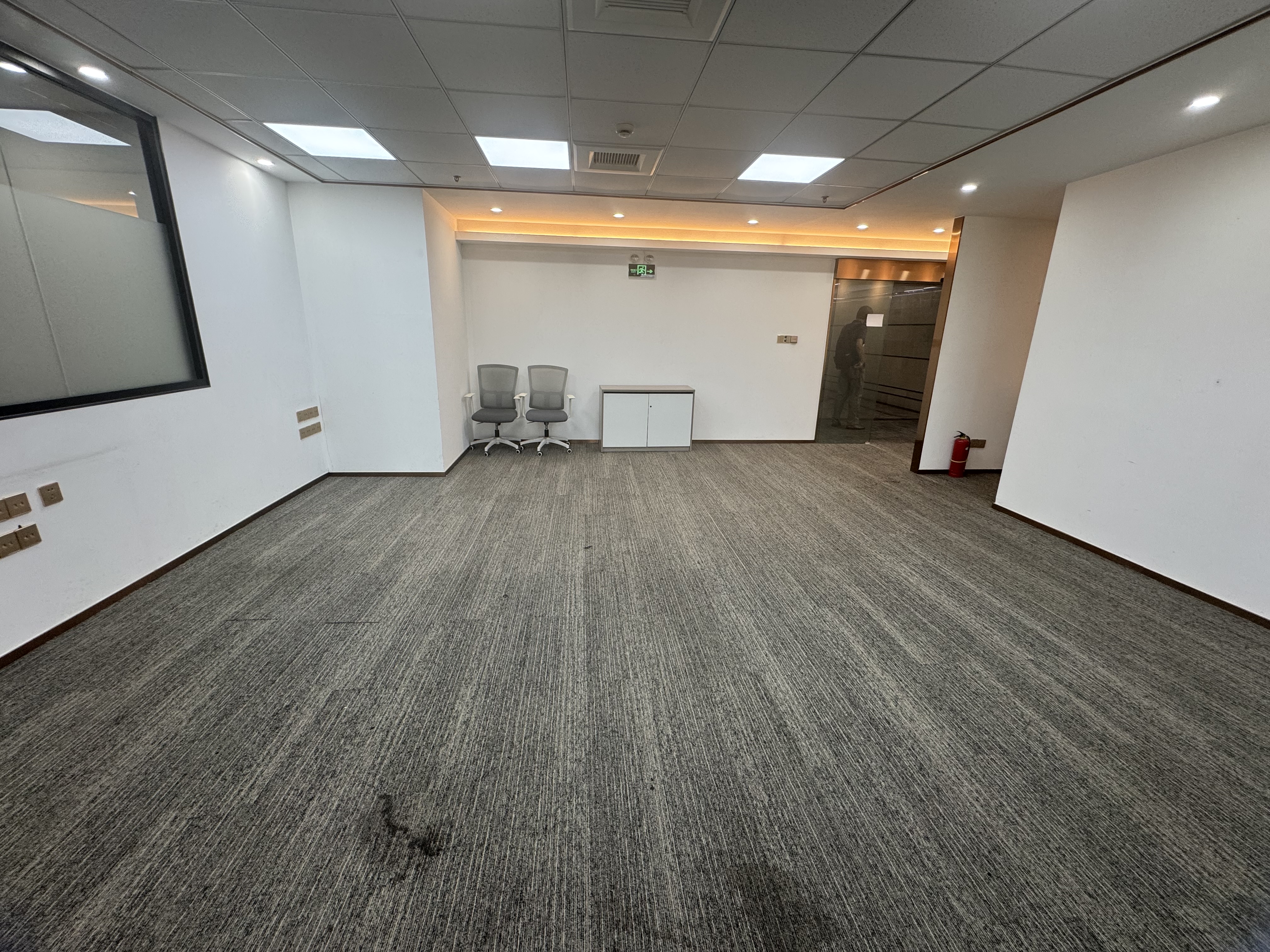 淮海中路恒积大厦116平米写字楼出租