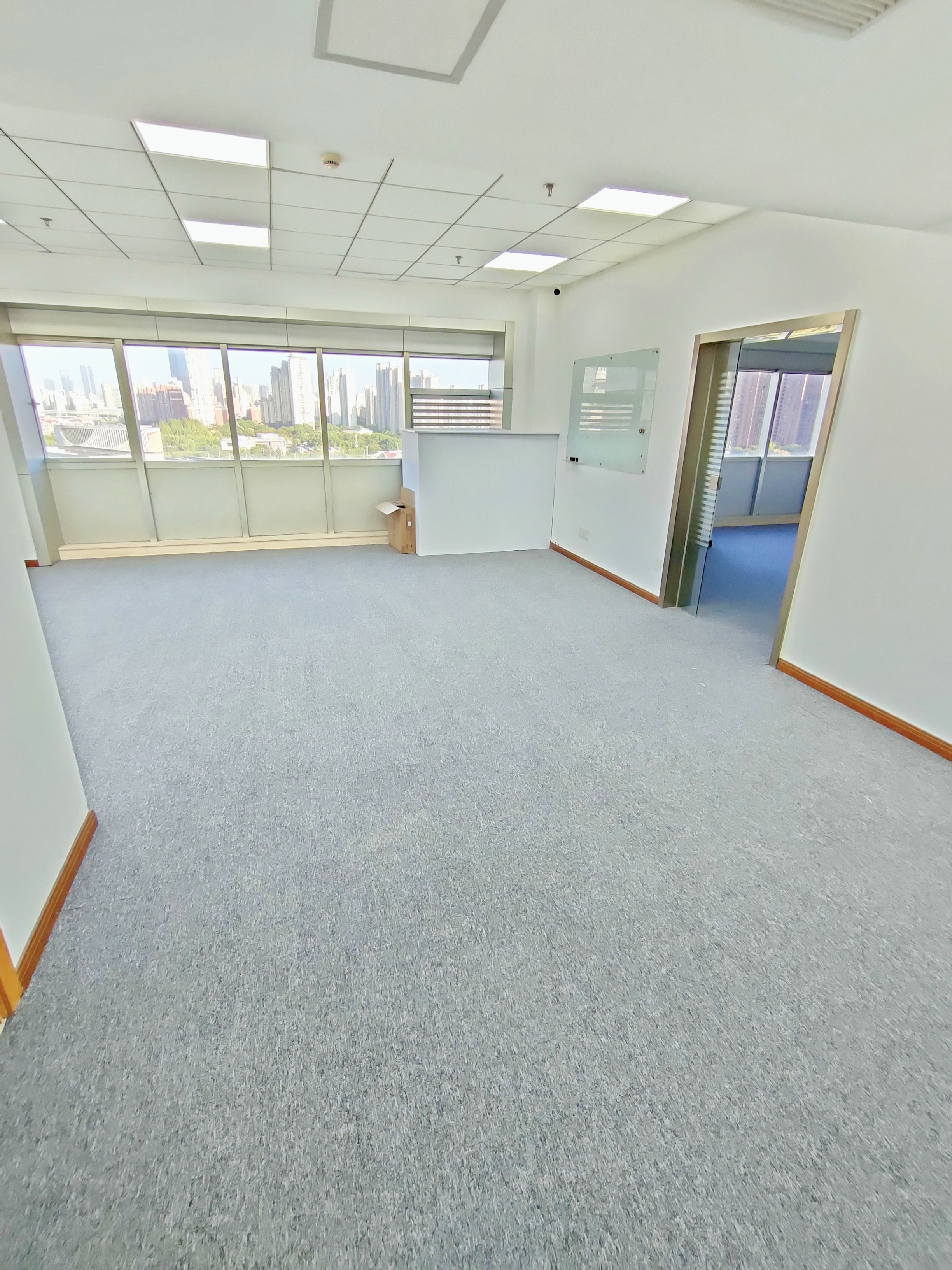 长风北岸长风120平米写字楼出租