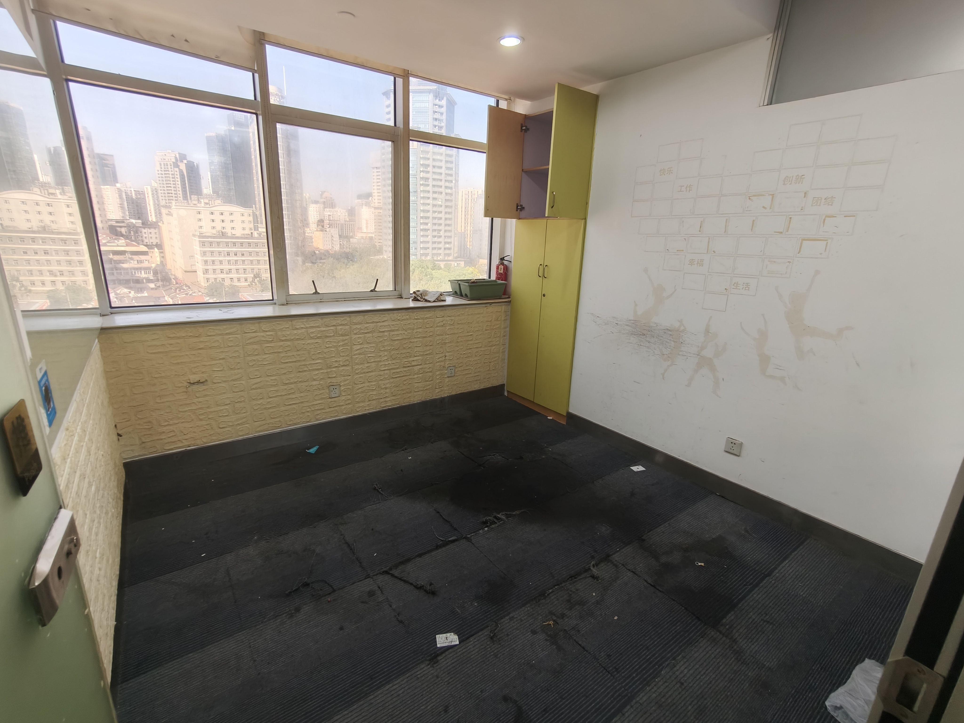 豫园金天地国际大厦170平米写字楼出租