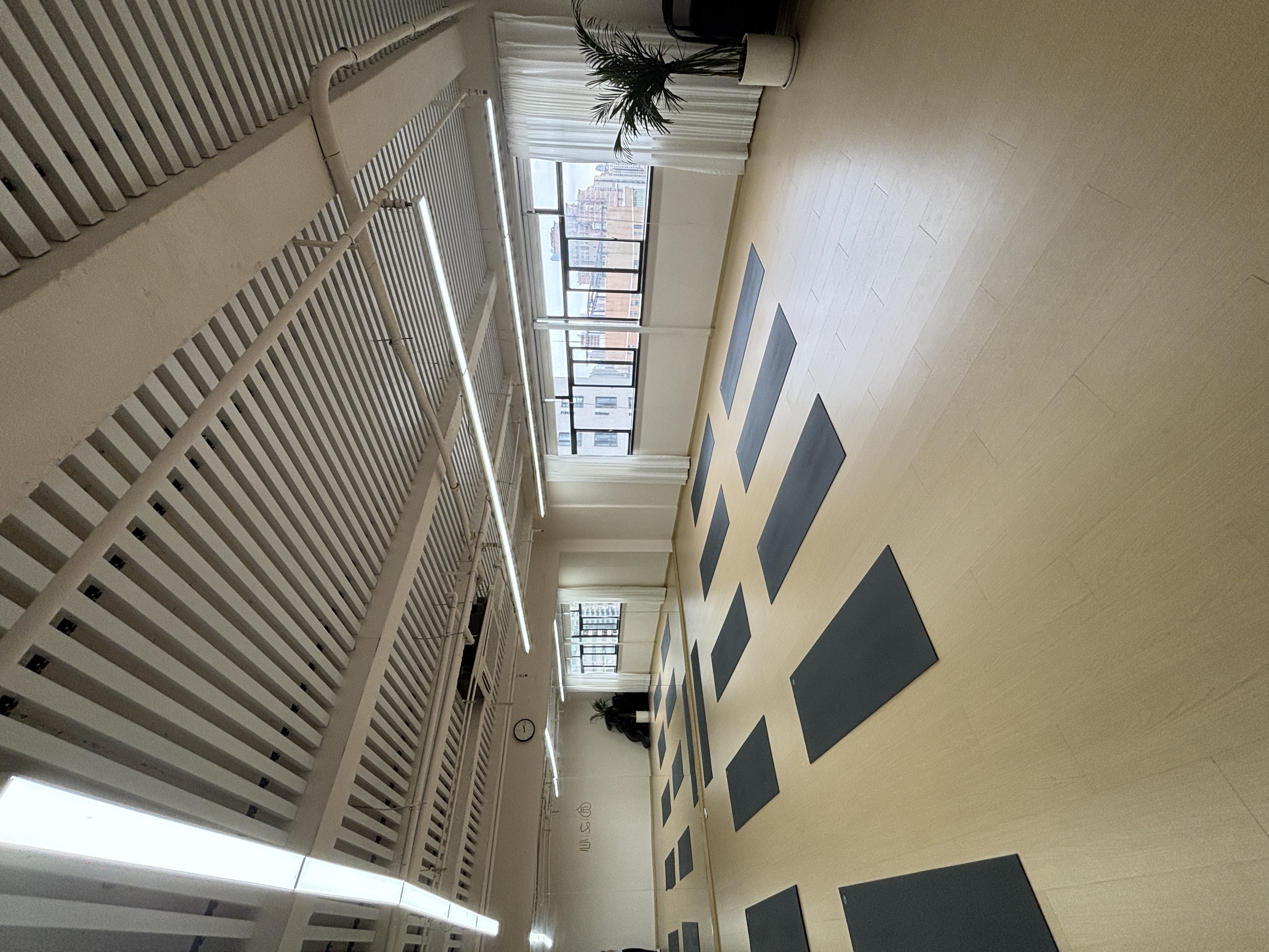 中山公园亨通国际大厦183平米写字楼出租