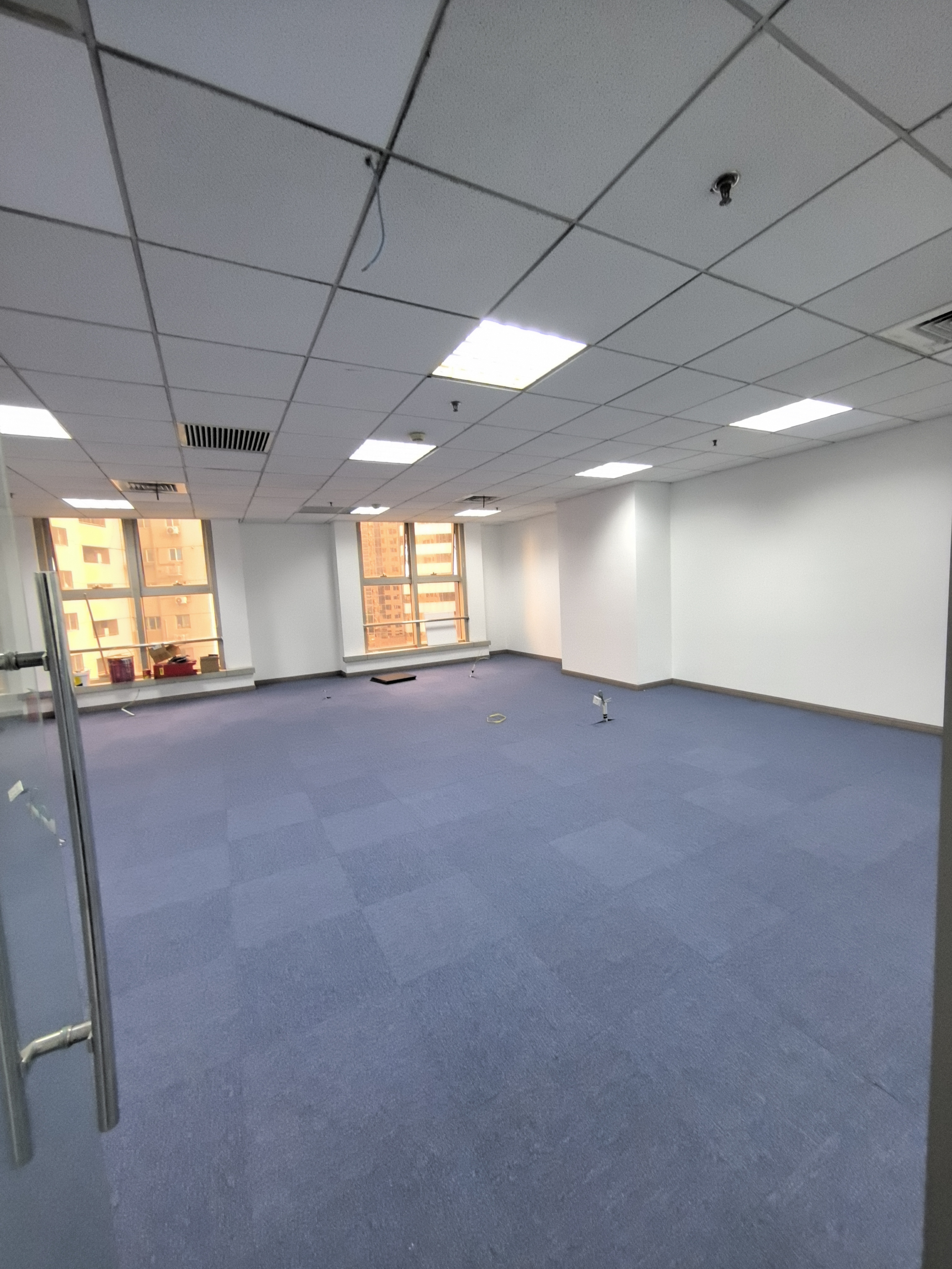 镇宁路华敏翰尊国际大厦250平米写字楼出租