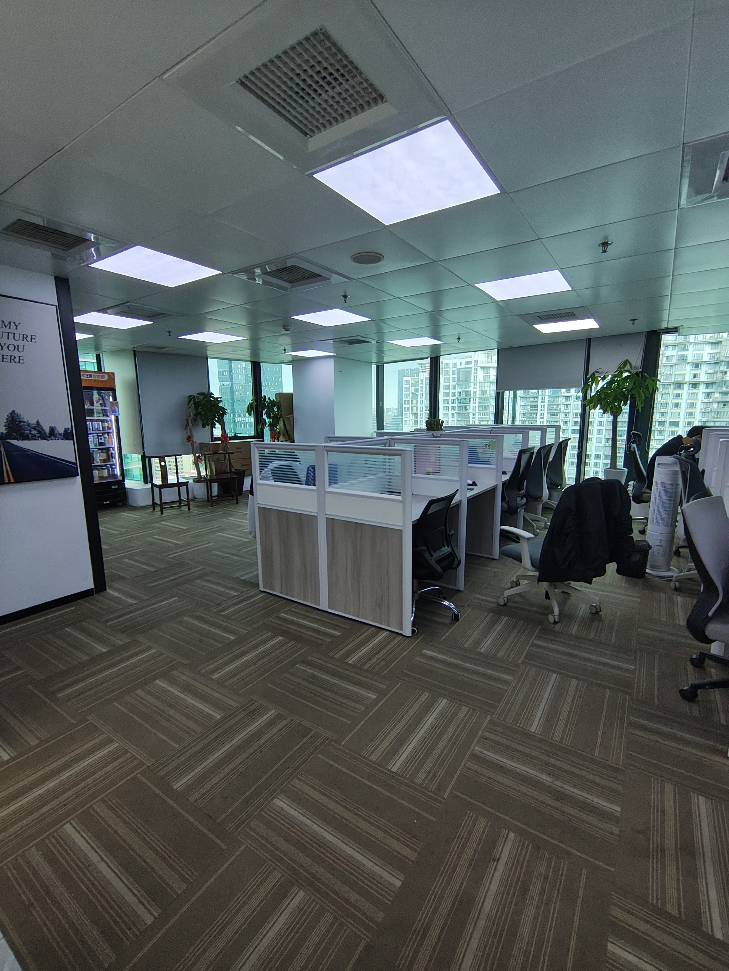 陆家嘴裕景国际大厦153平米写字楼出售