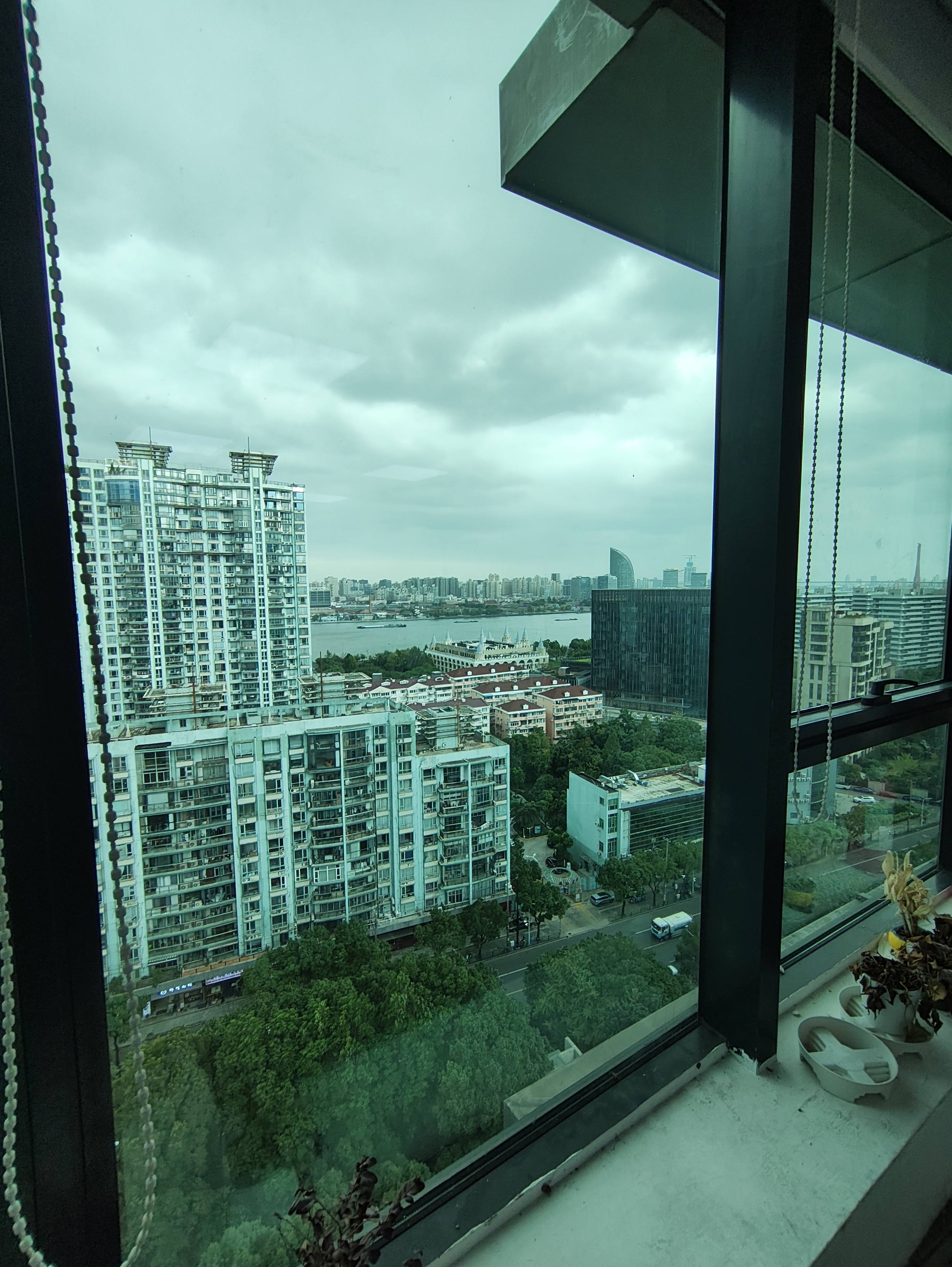 陆家嘴裕景国际大厦153平米写字楼出售