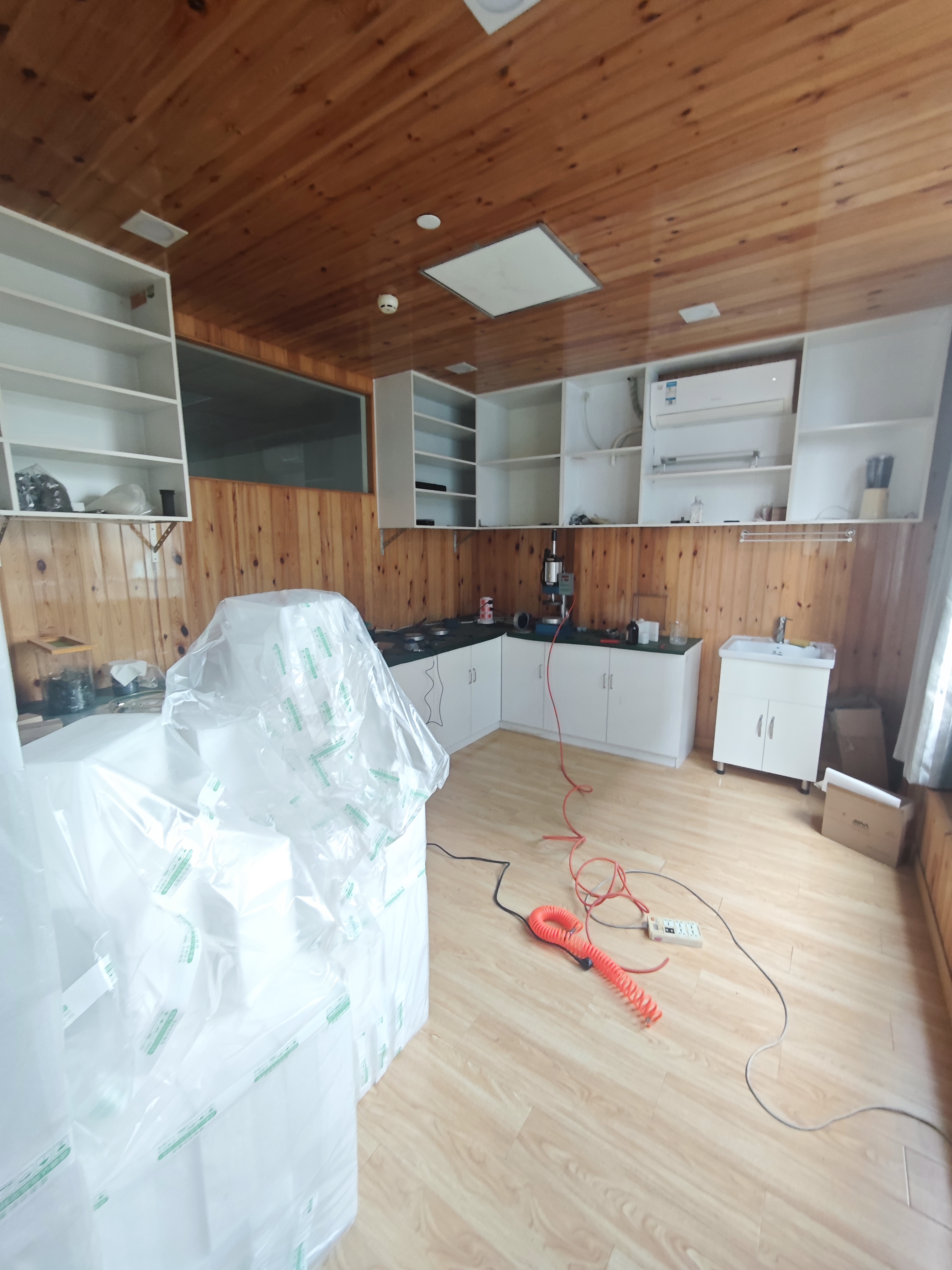 黄兴公园东方蓝海国际广场239平米写字楼出租