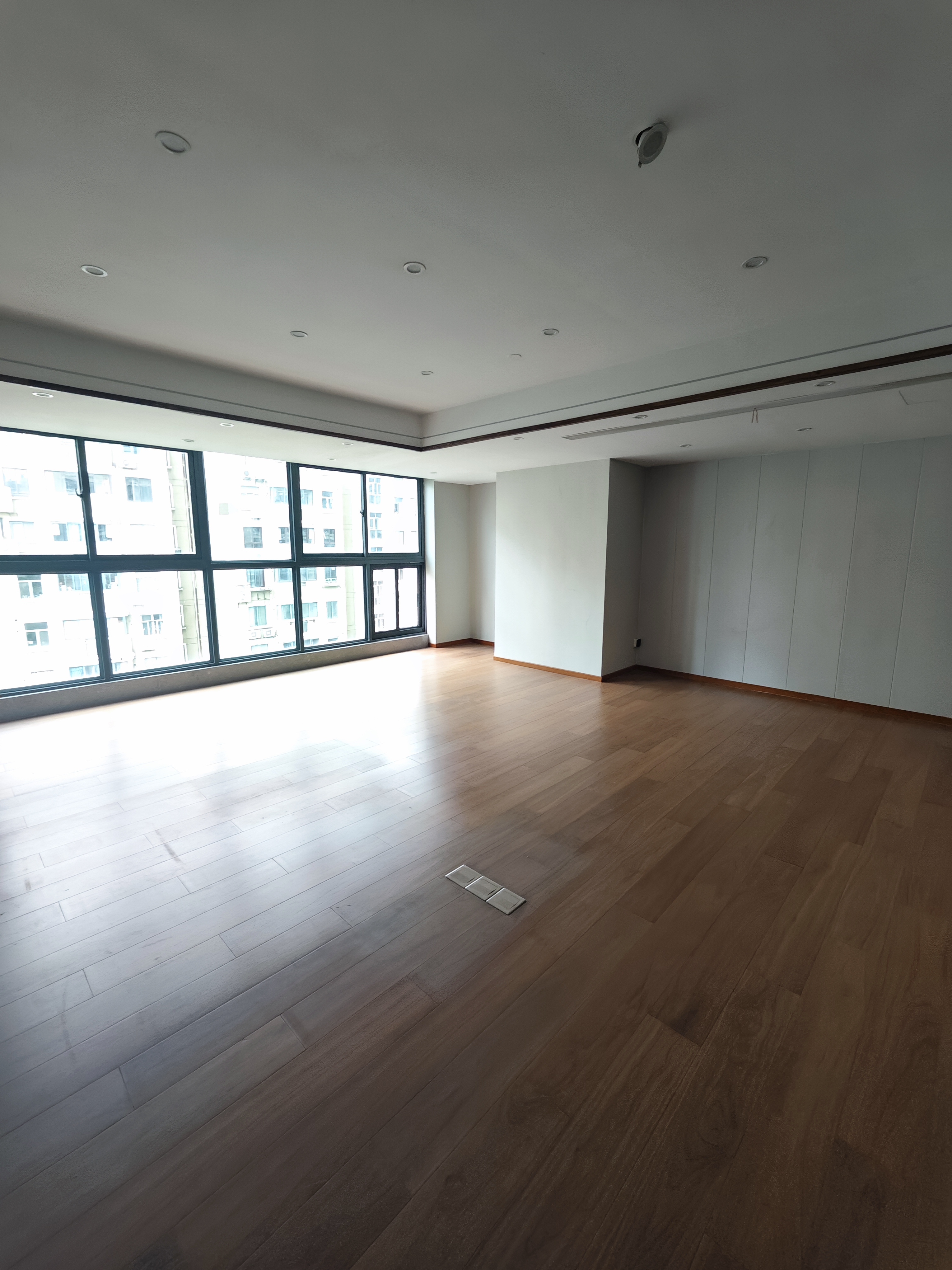 五角场财富国际广场80平米写字楼出租