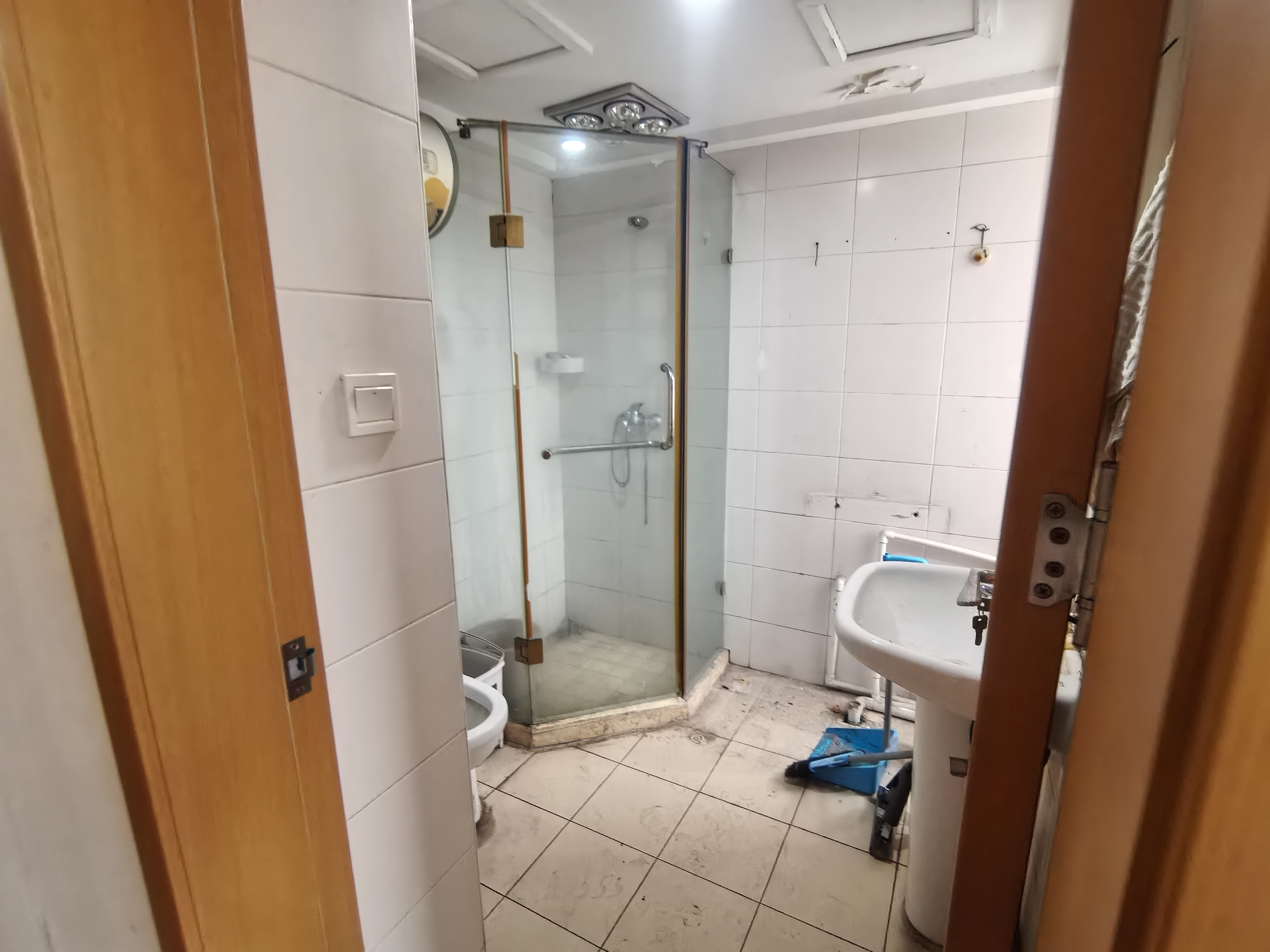 老西门万事利大厦113平米写字楼出租