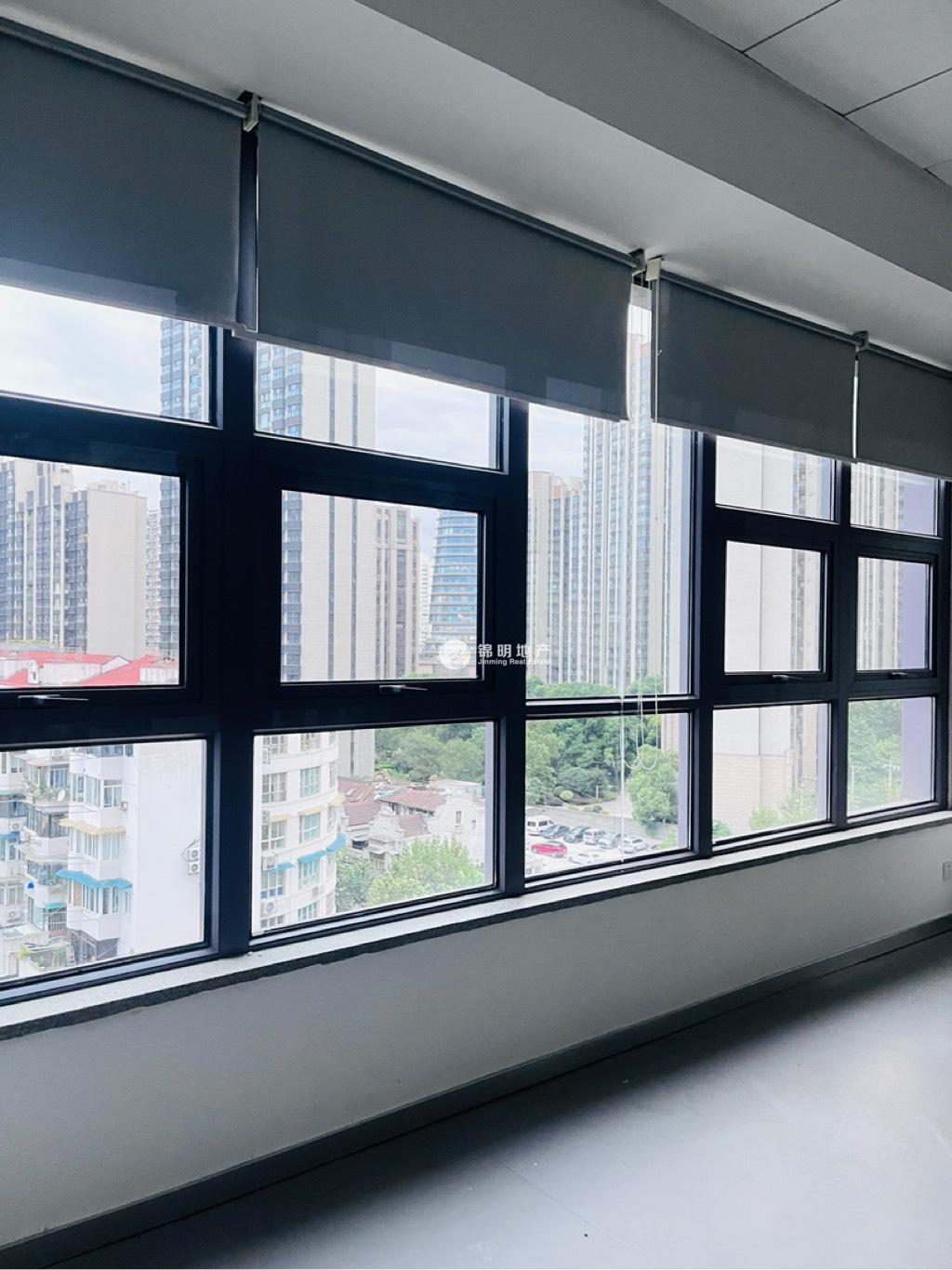 江宁路静安创展中心145平米写字楼出租