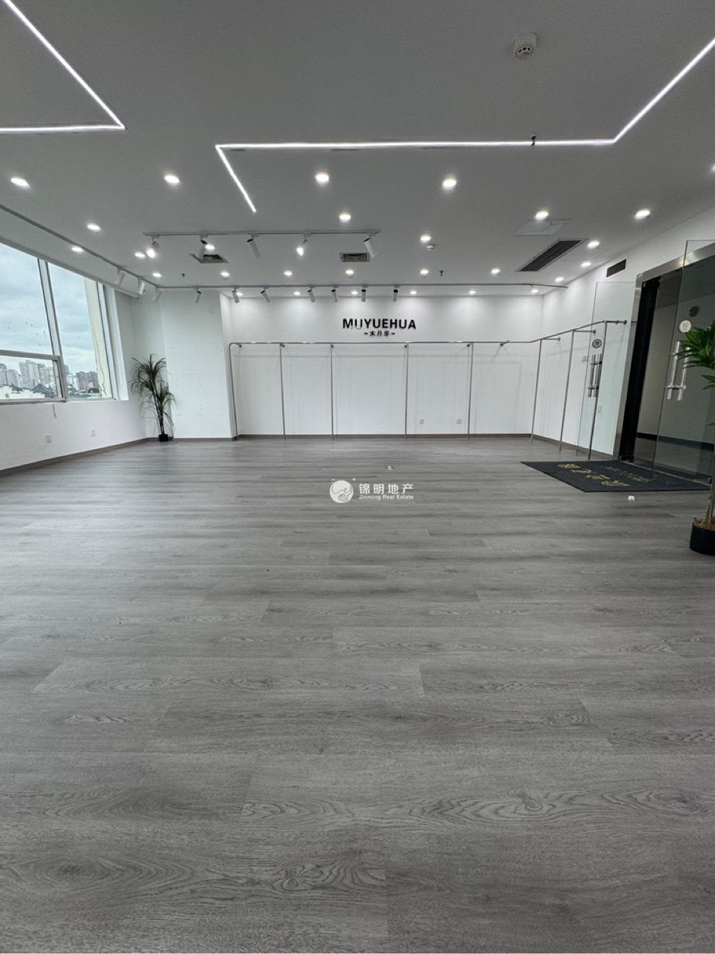 豫园新上海城市广场102平米写字楼出租