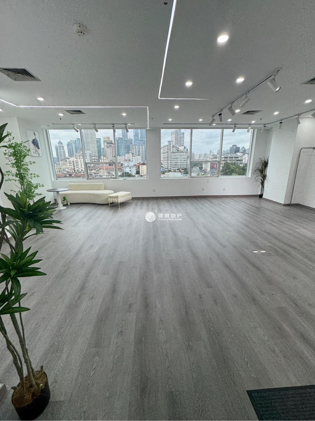 豫园新上海城市广场102平米写字楼出租