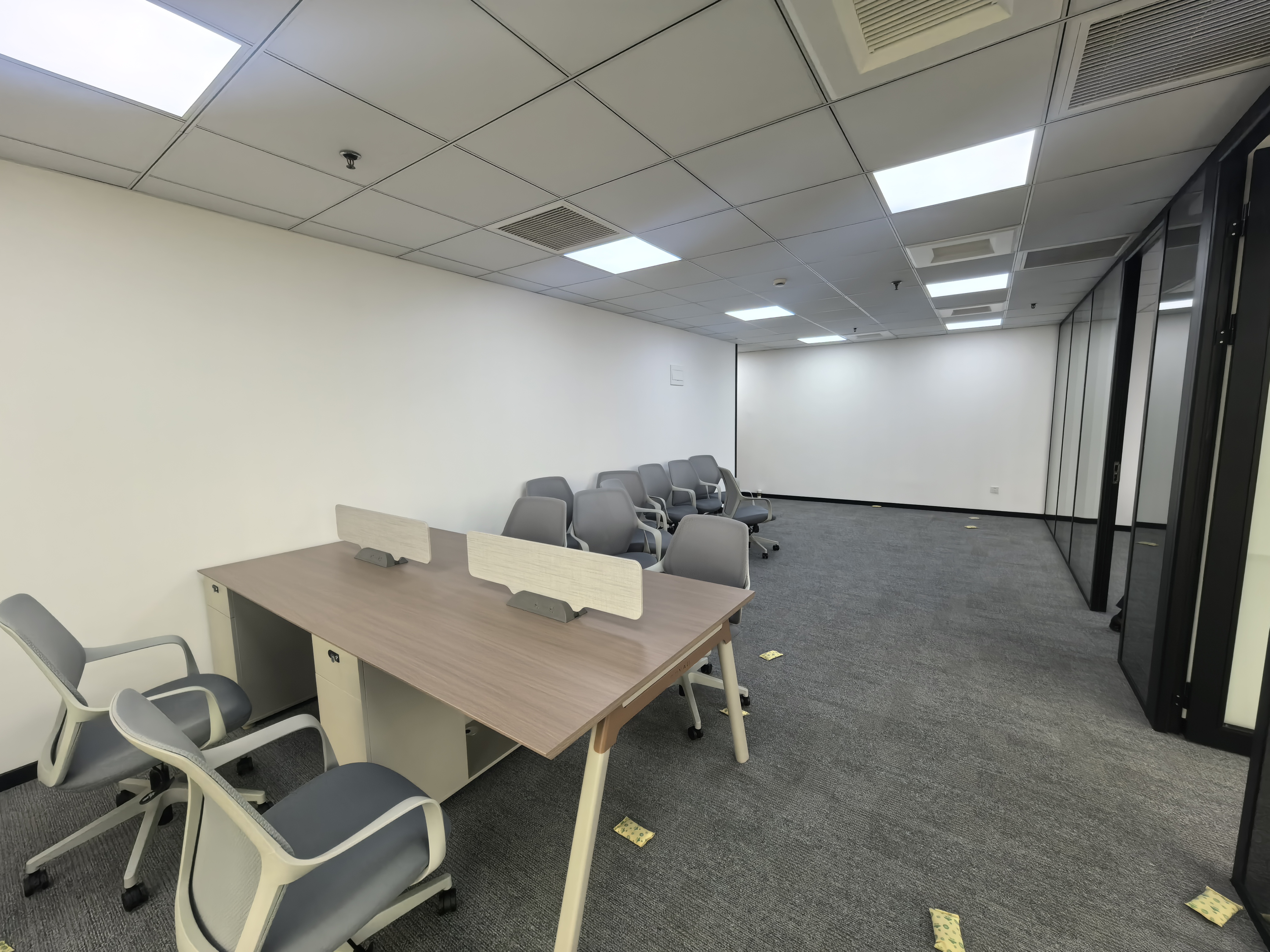 南京西路仲益大厦127平米写字楼出租