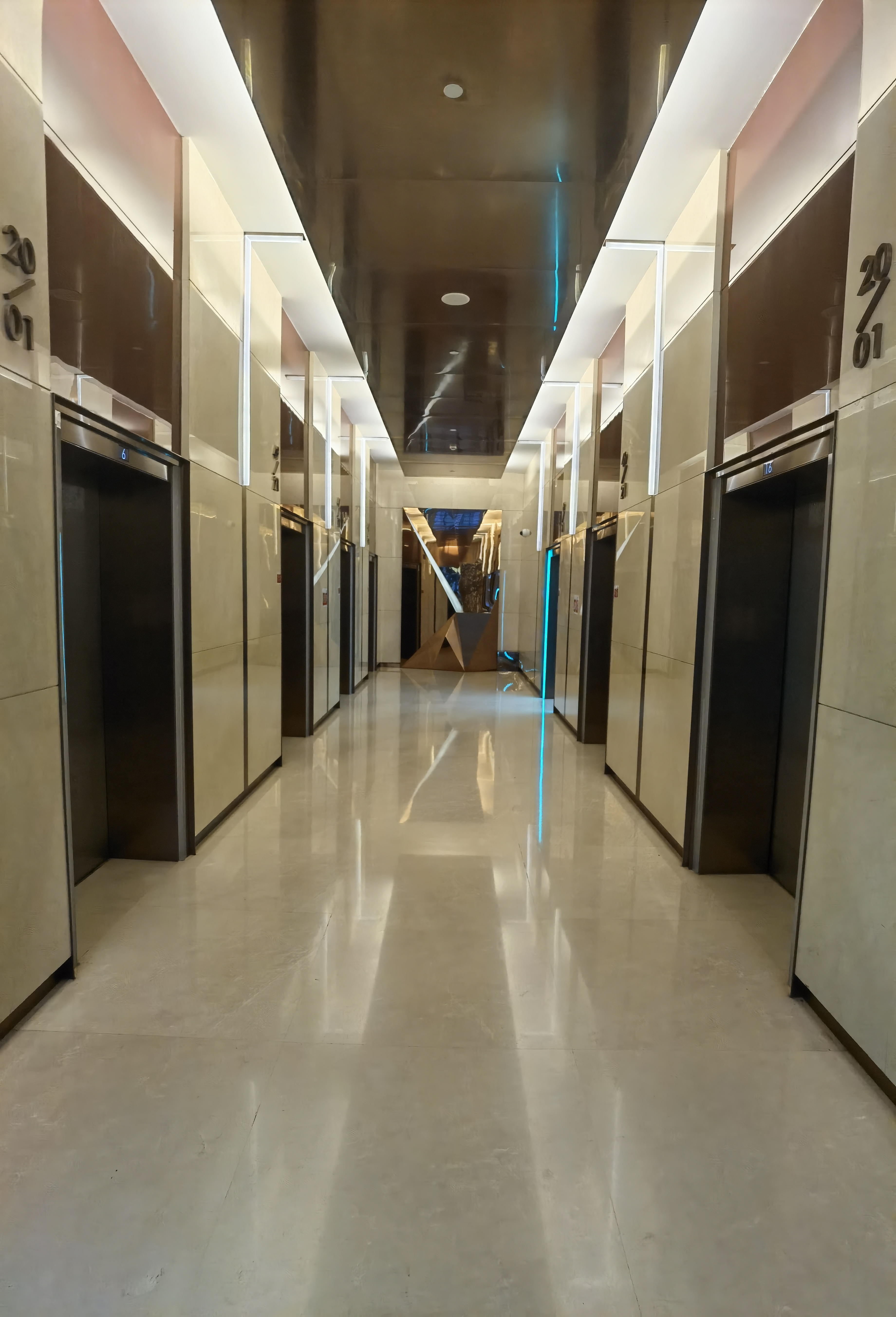 南京西路仲益大厦127平米写字楼出租