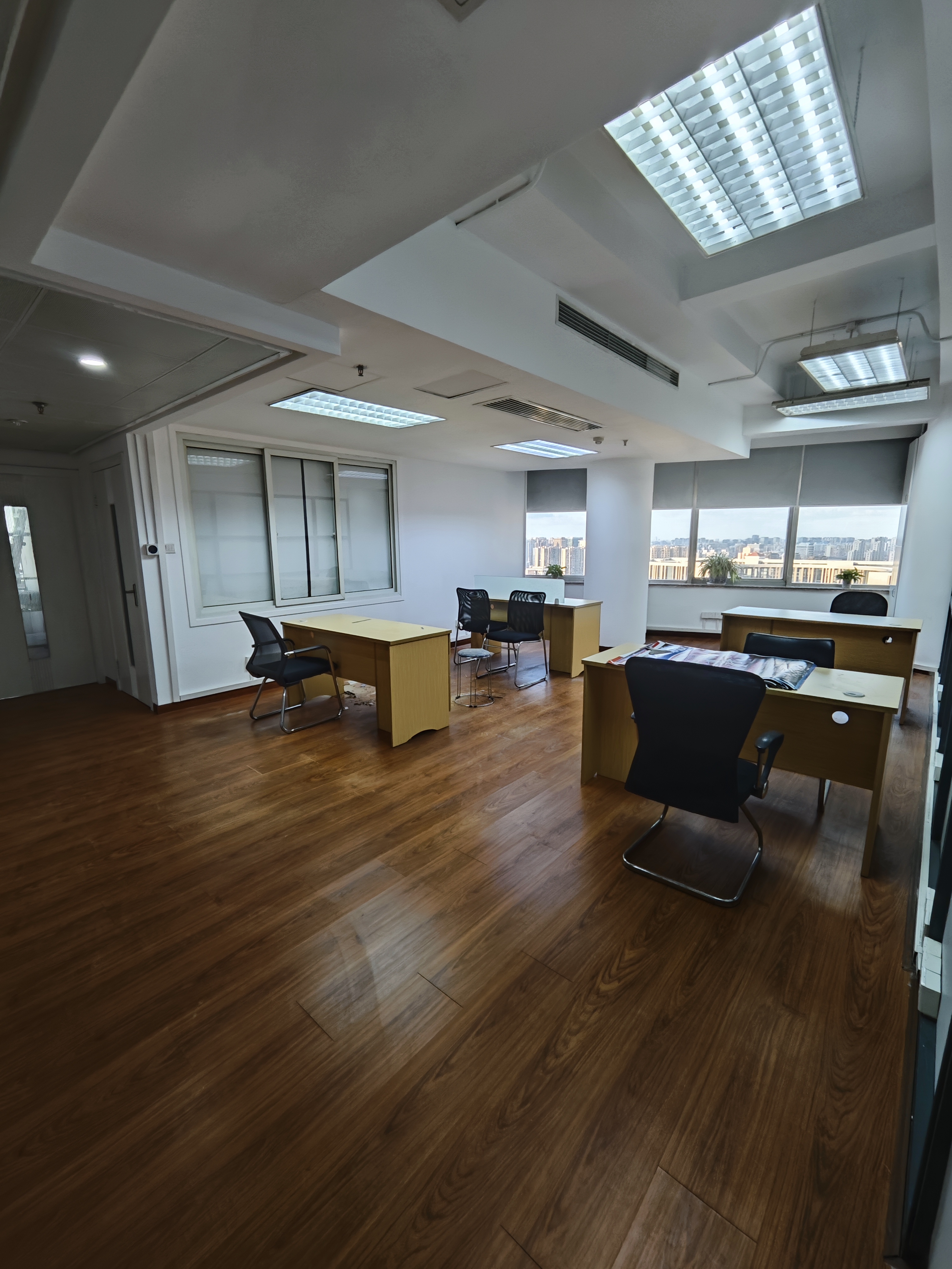 曹杨中关村科技大厦85平米写字楼出租