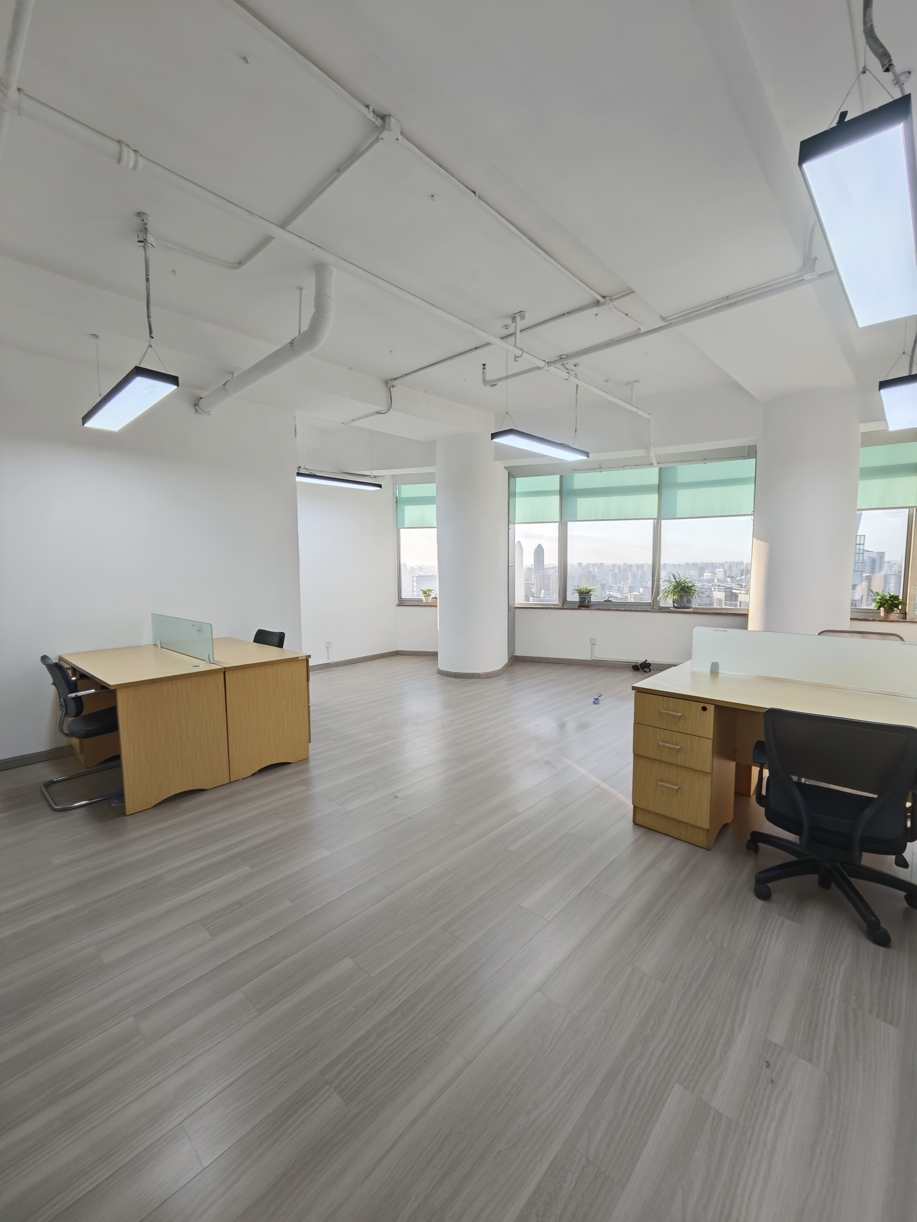 曹杨中关村科技大厦81平米写字楼出租