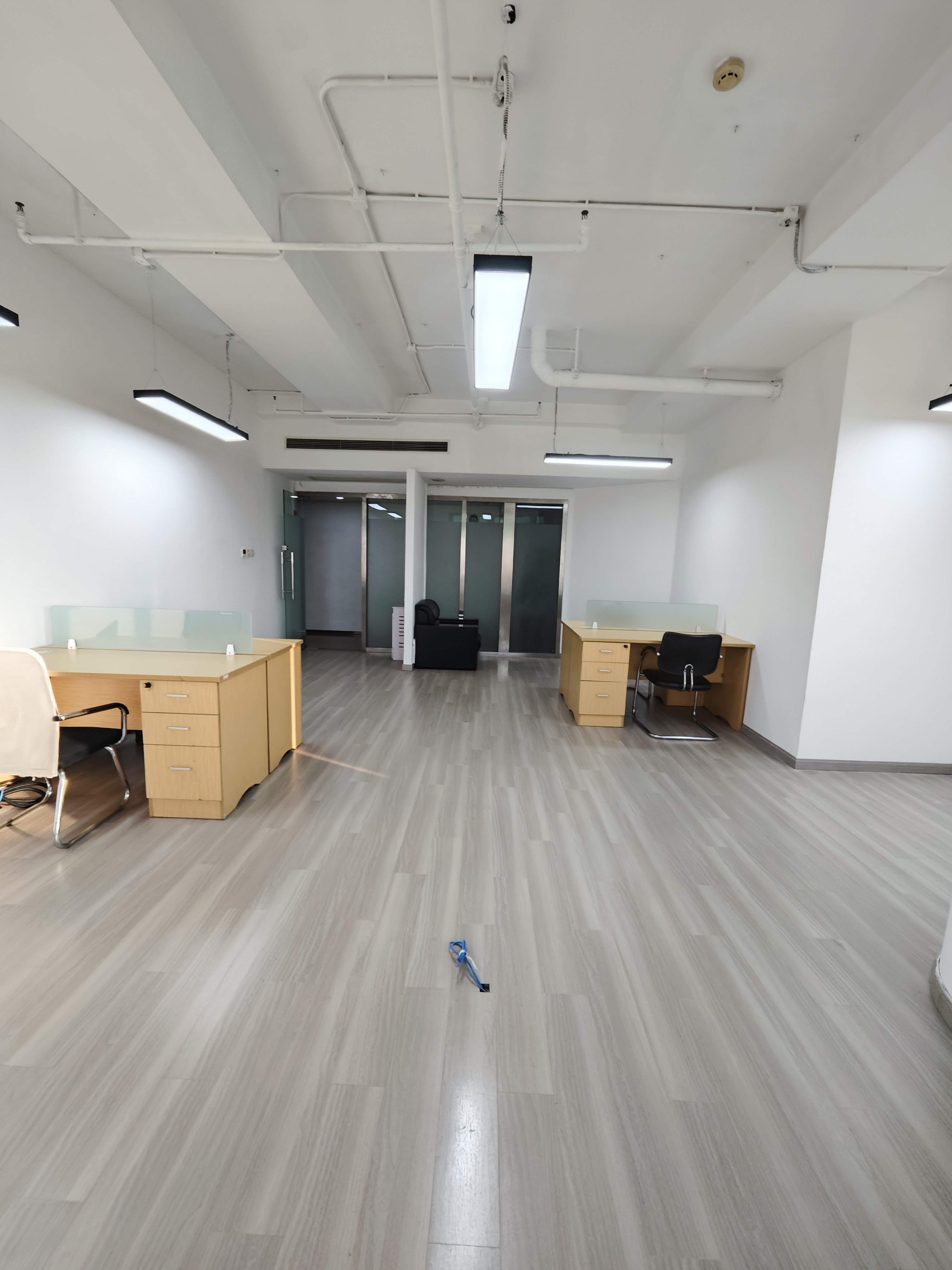 曹杨中关村科技大厦81平米写字楼出租